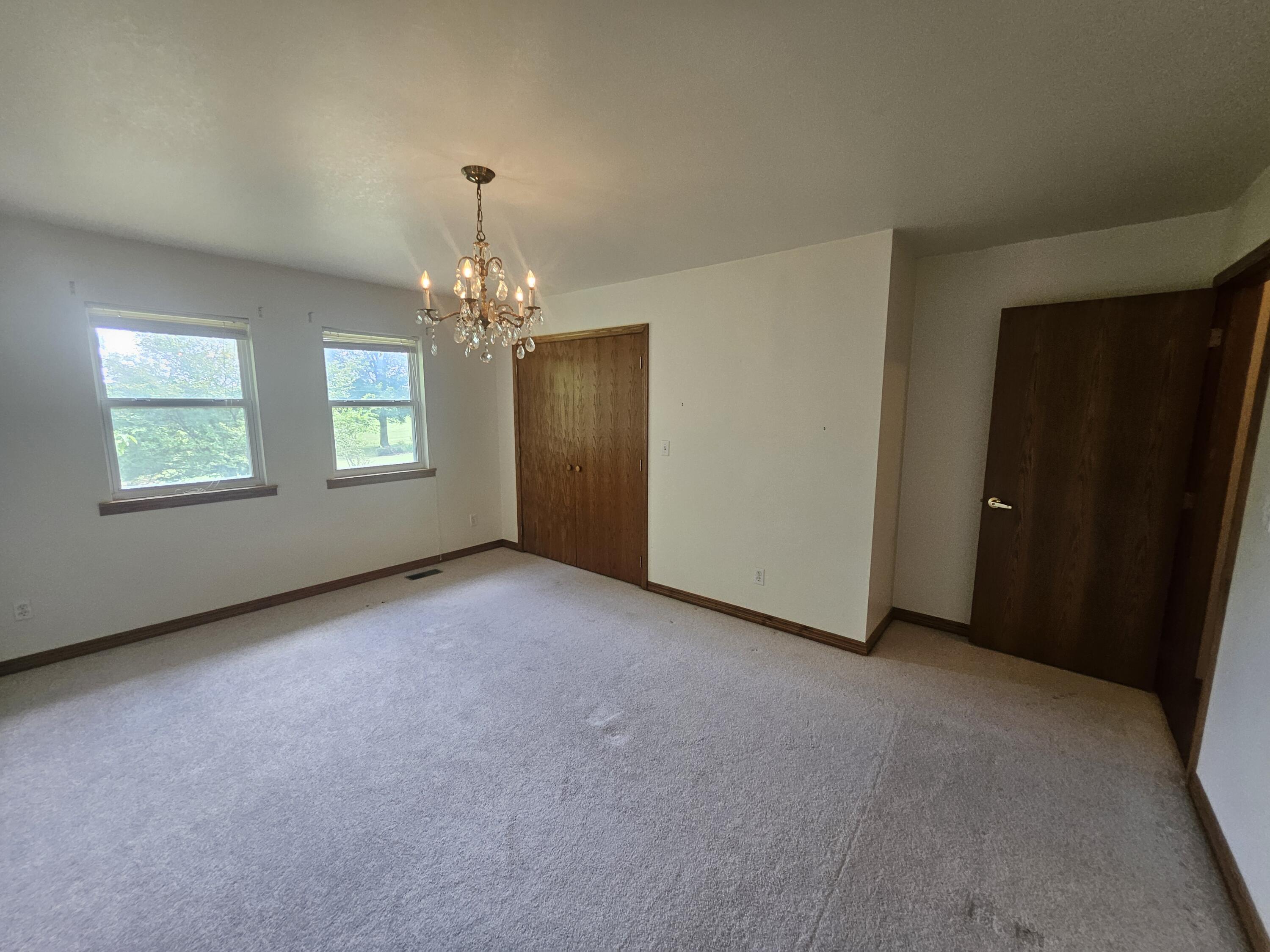 4353 Lawrence 2220 Property Photo 24