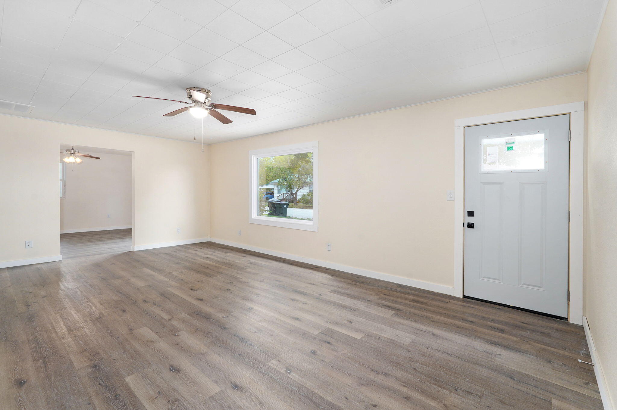 300 South Vine Street Property Photo 6