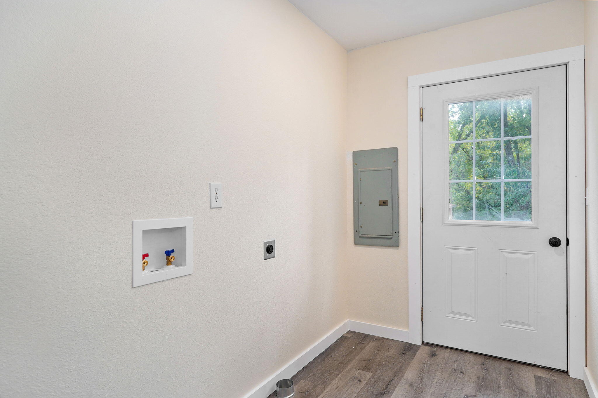 300 South Vine Street Property Photo 17