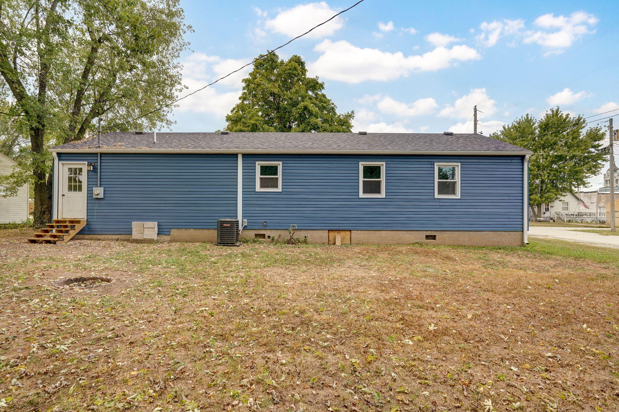 300 South Vine Street Property Photo 29