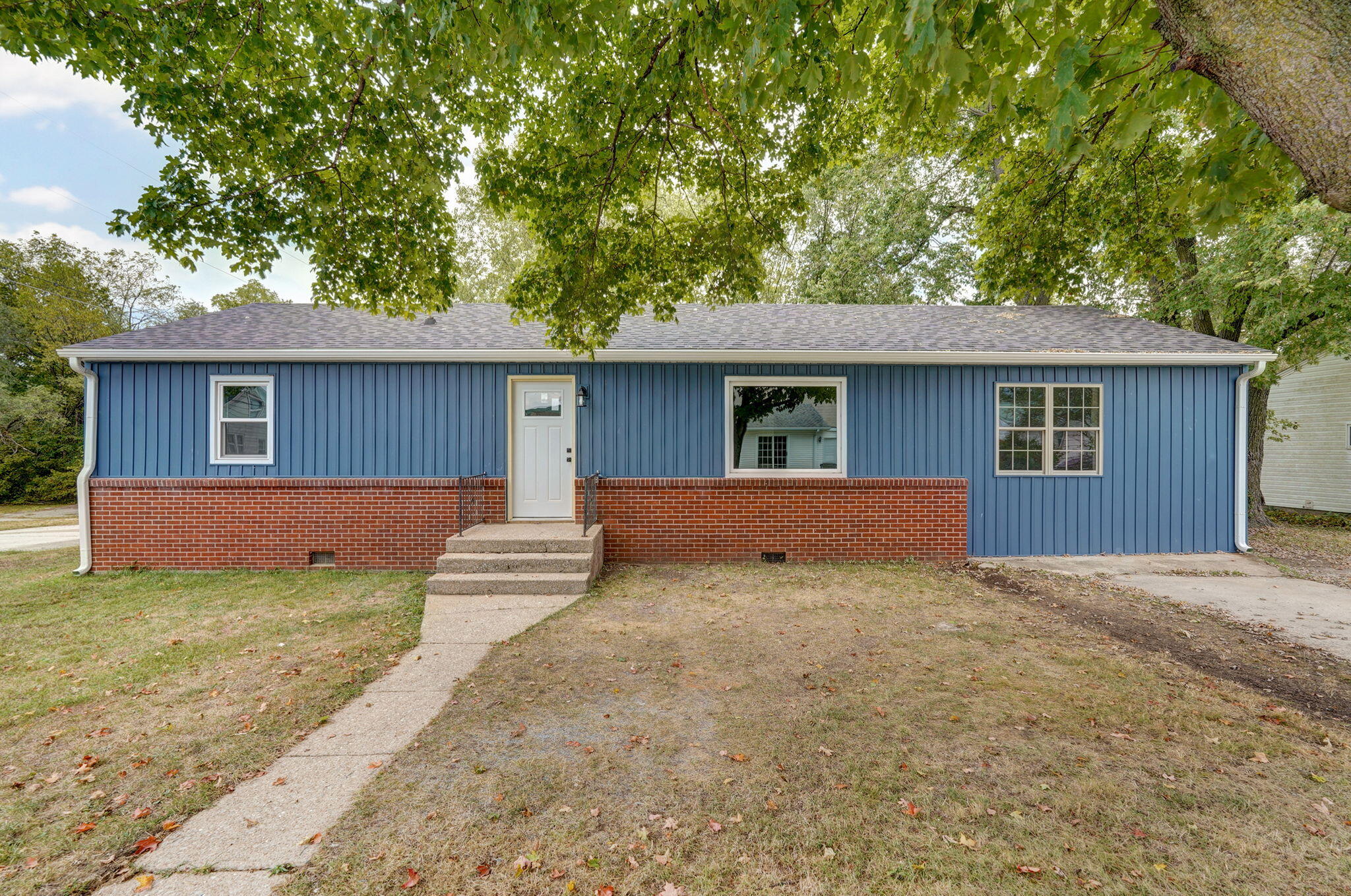 300 South Vine Street Property Photo 34