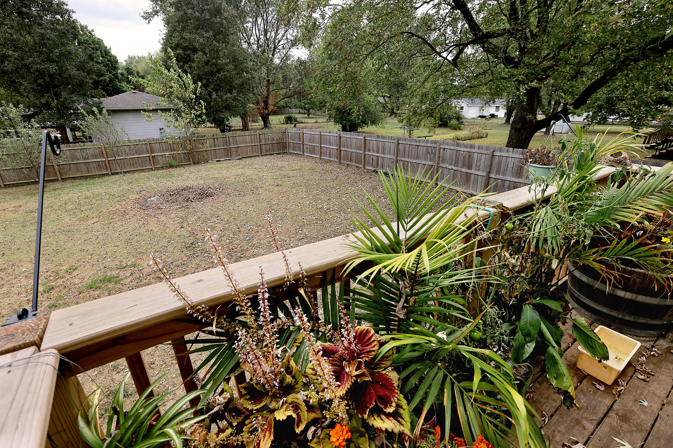 824 East Burford Street Property Photo 16