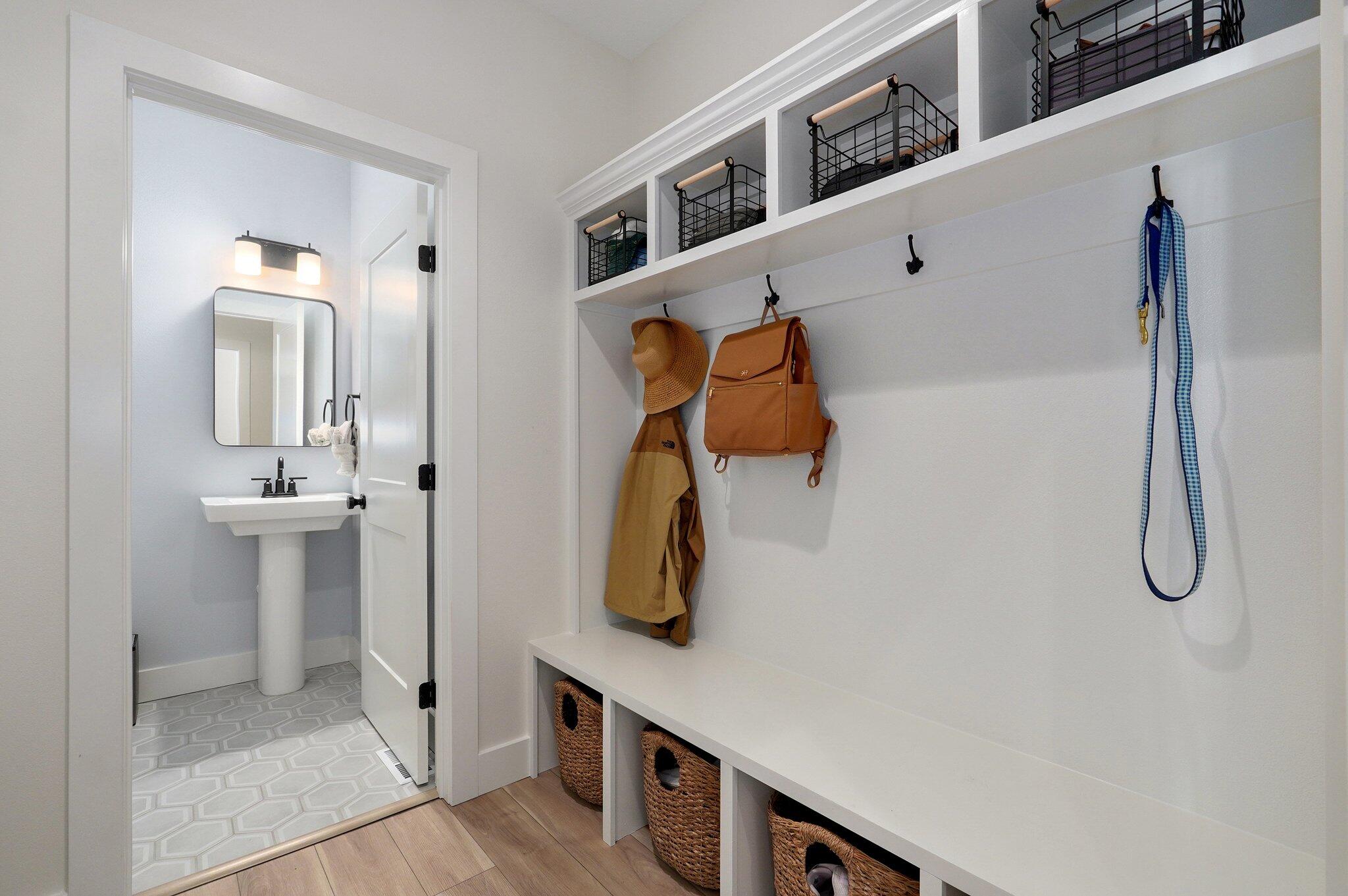 264 South Hickory Hills Boulevard Property Photo 23