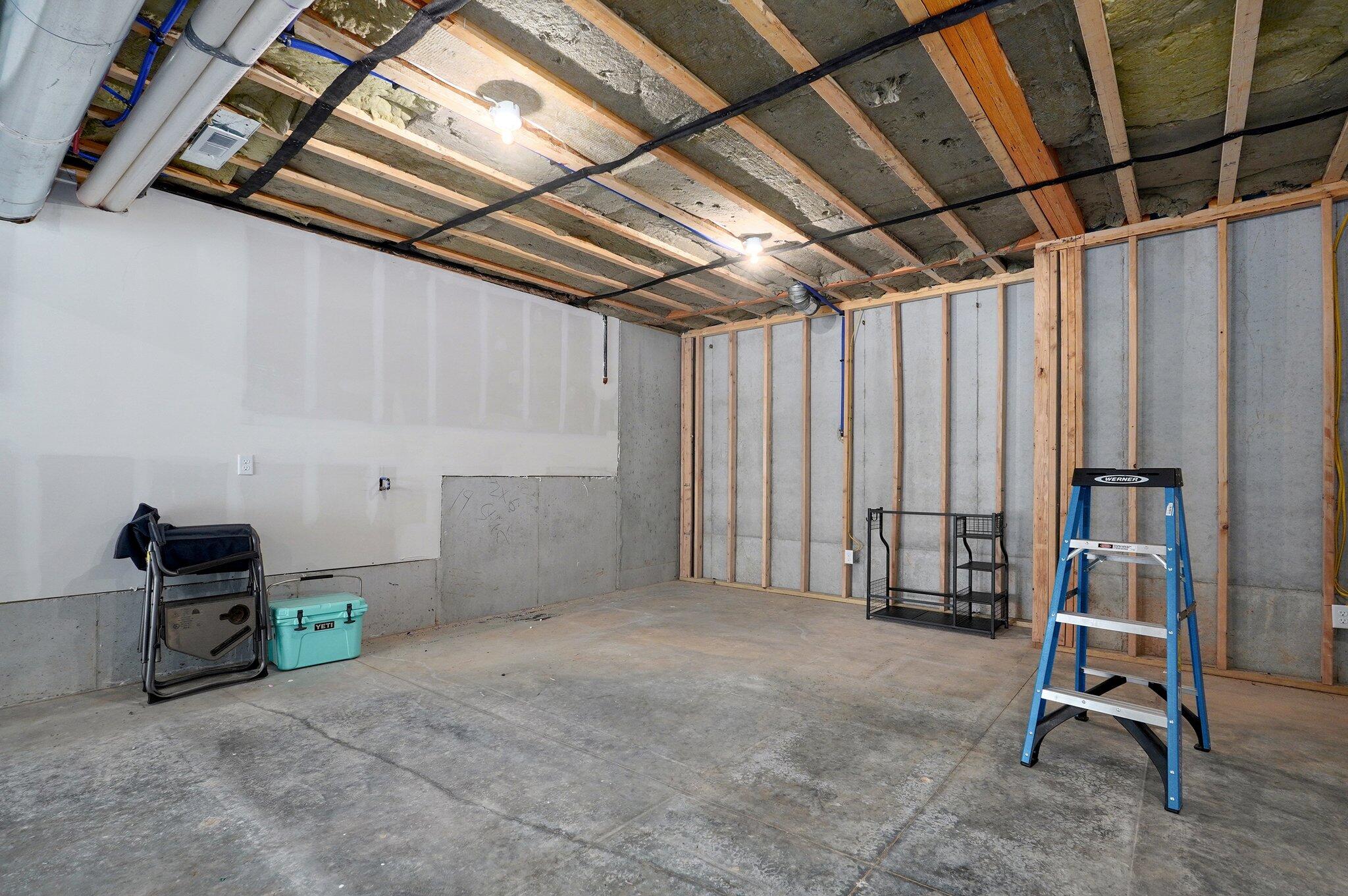 264 South Hickory Hills Boulevard Property Photo 41