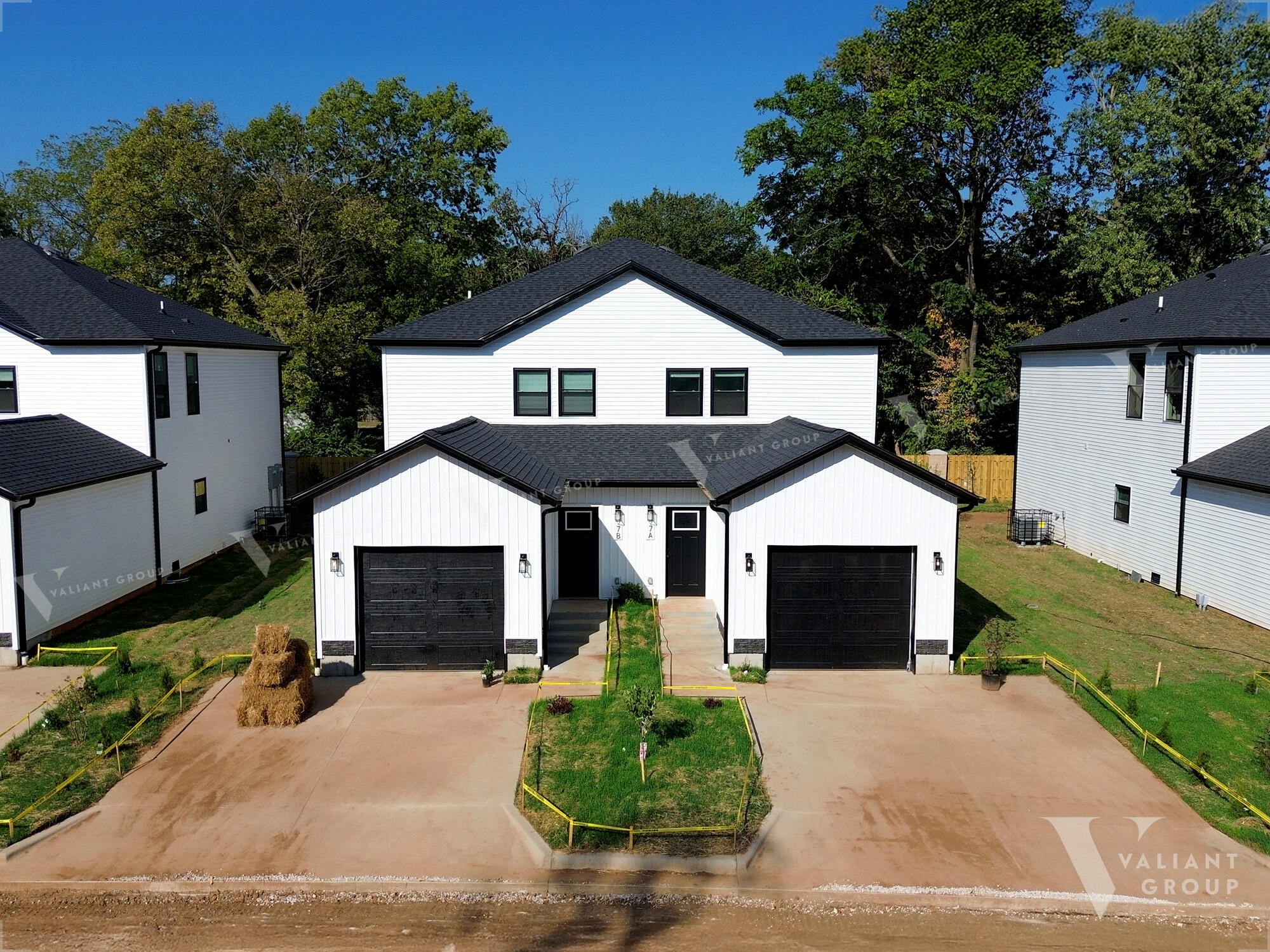 1220 East Pacific Street Property Photo 2