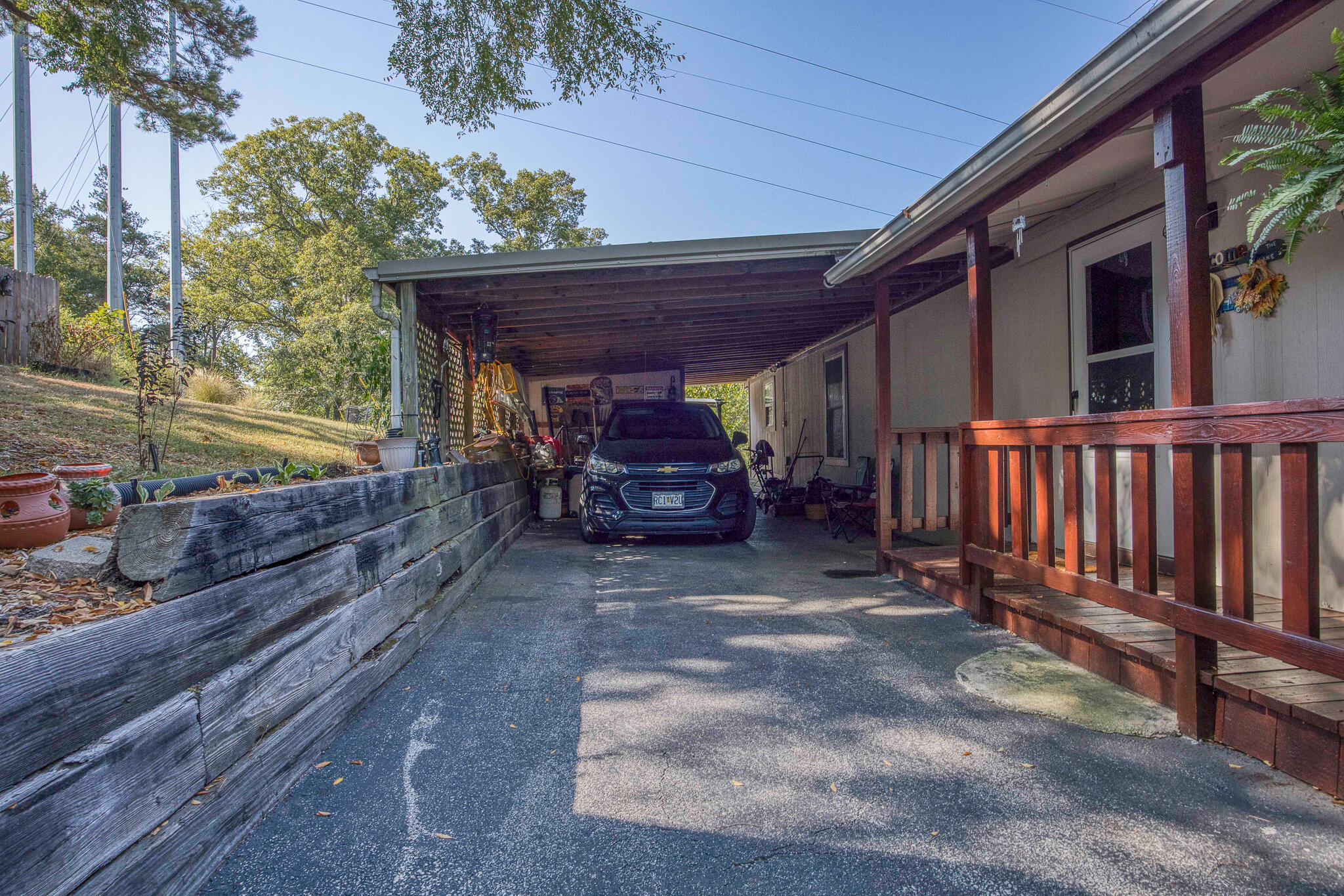 189 Harvard Drive Property Photo 2