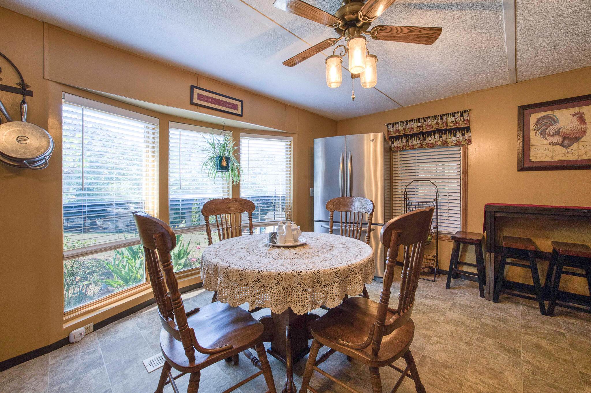 189 Harvard Drive Property Photo 7