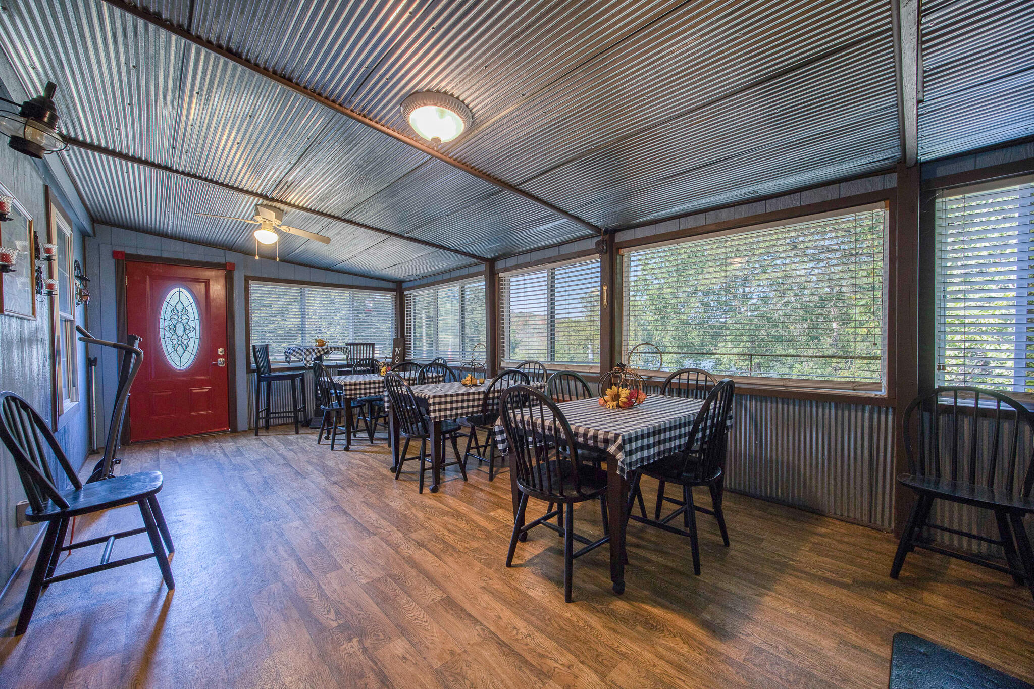 189 Harvard Drive Property Photo 10