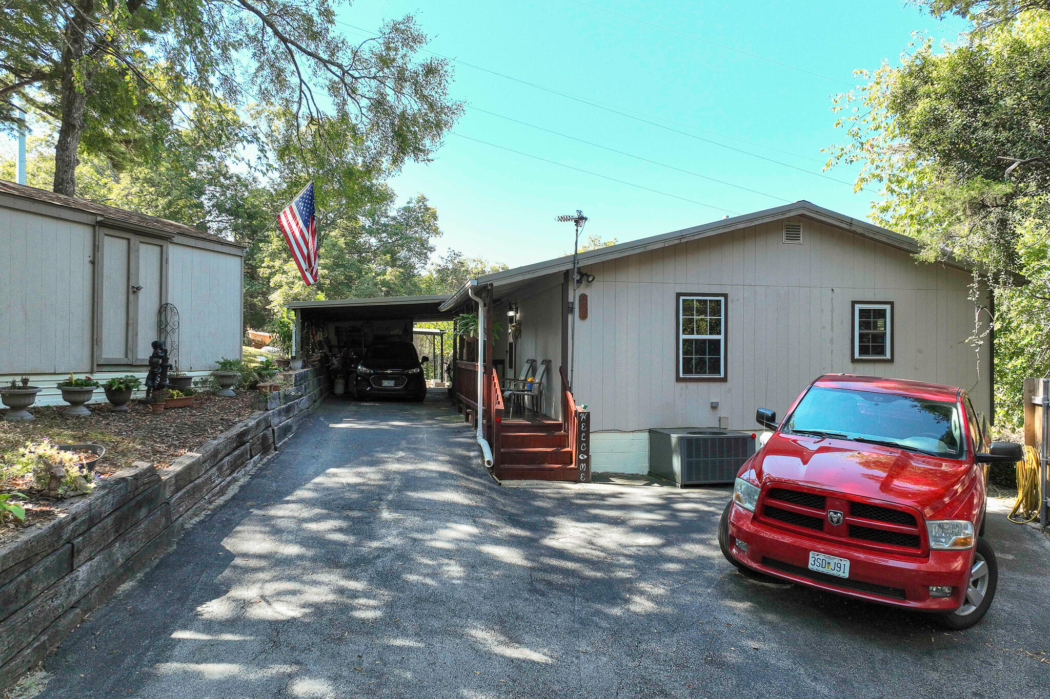 189 Harvard Drive Property Photo 27