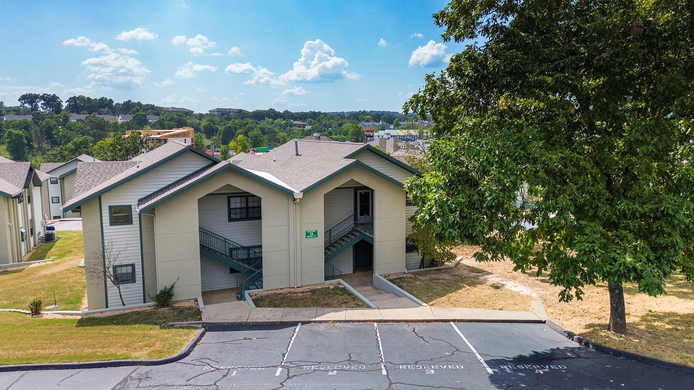 2700 Green Mountain Drive Property Photo 1