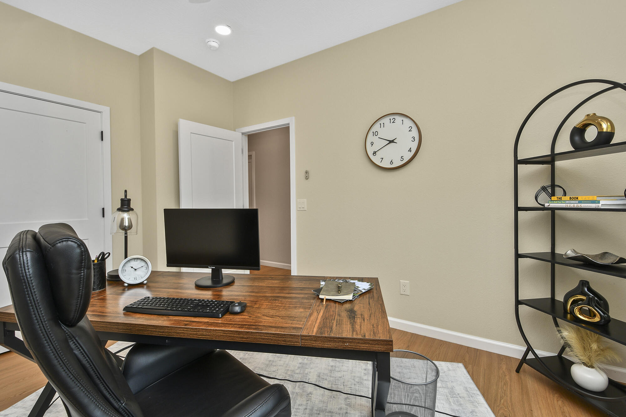 1220 East Pacific Street Property Photo 30