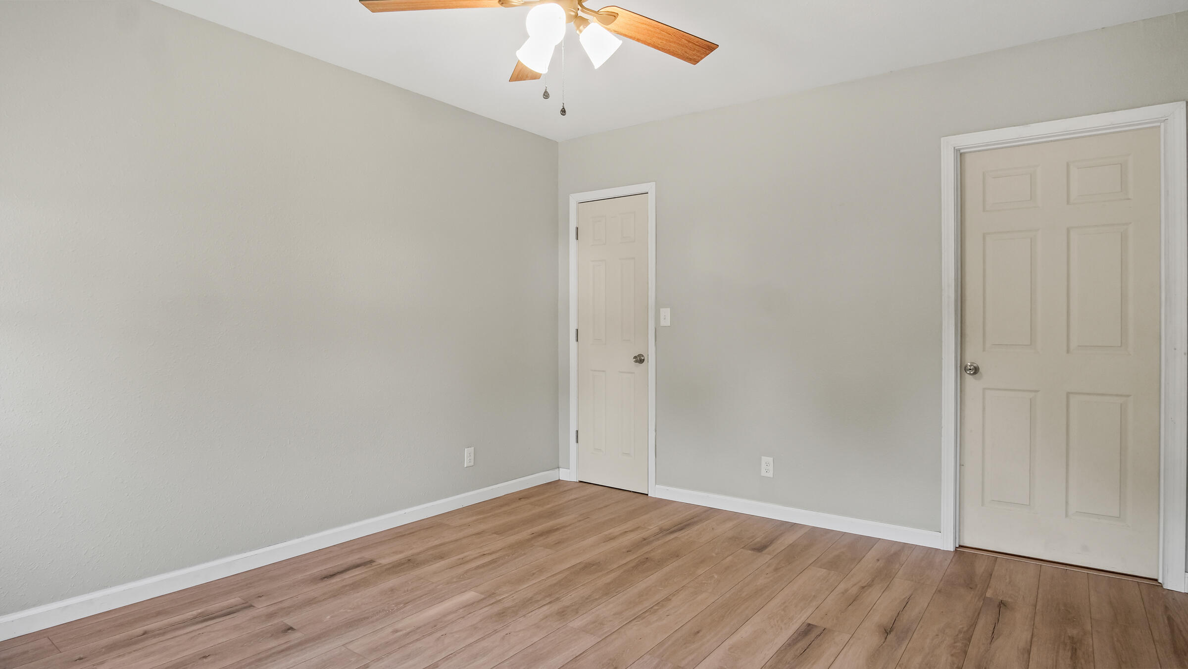 1434 West 6th Street Property Photo 8