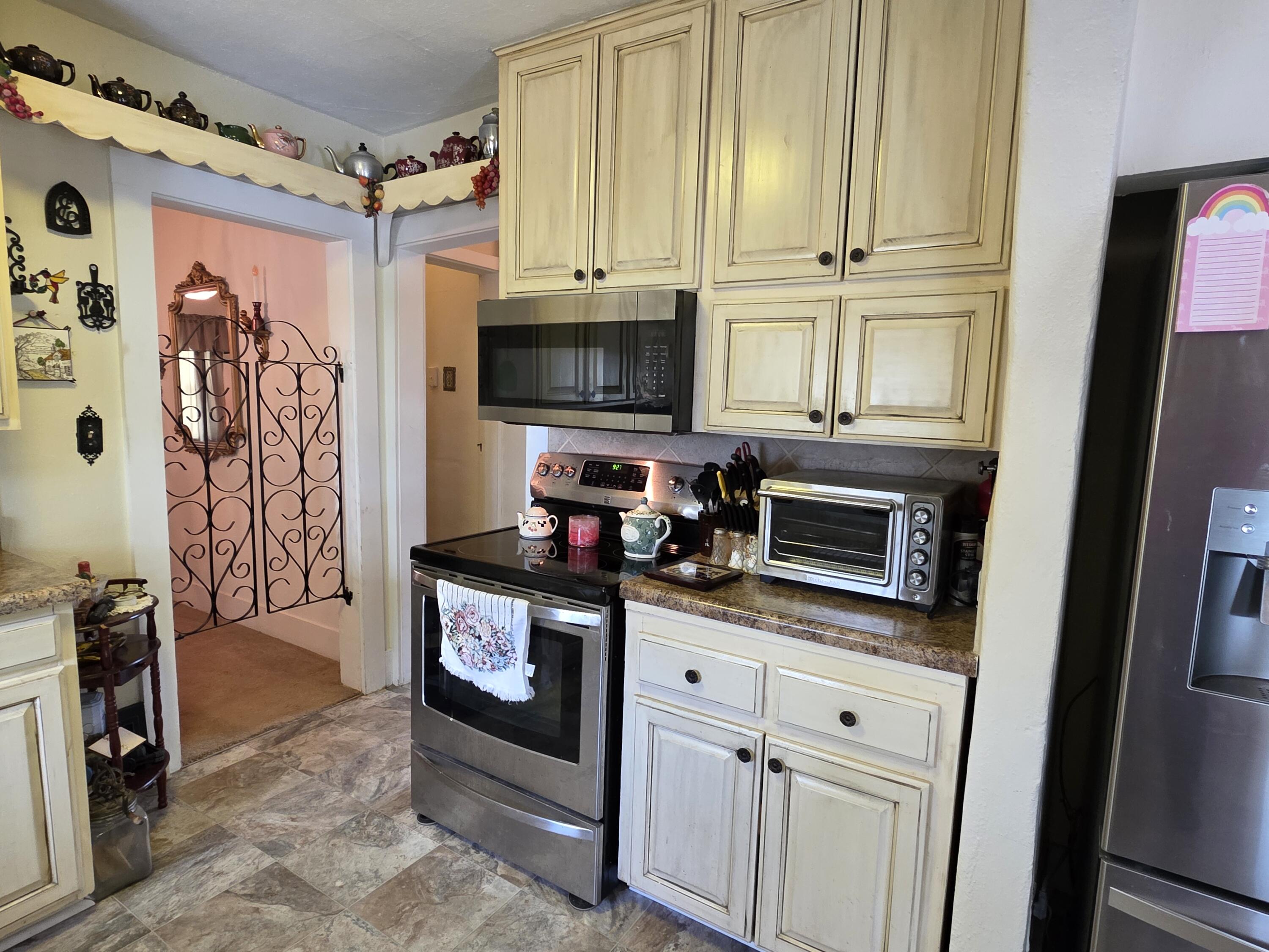 115 North Harlin Drive Property Photo 19
