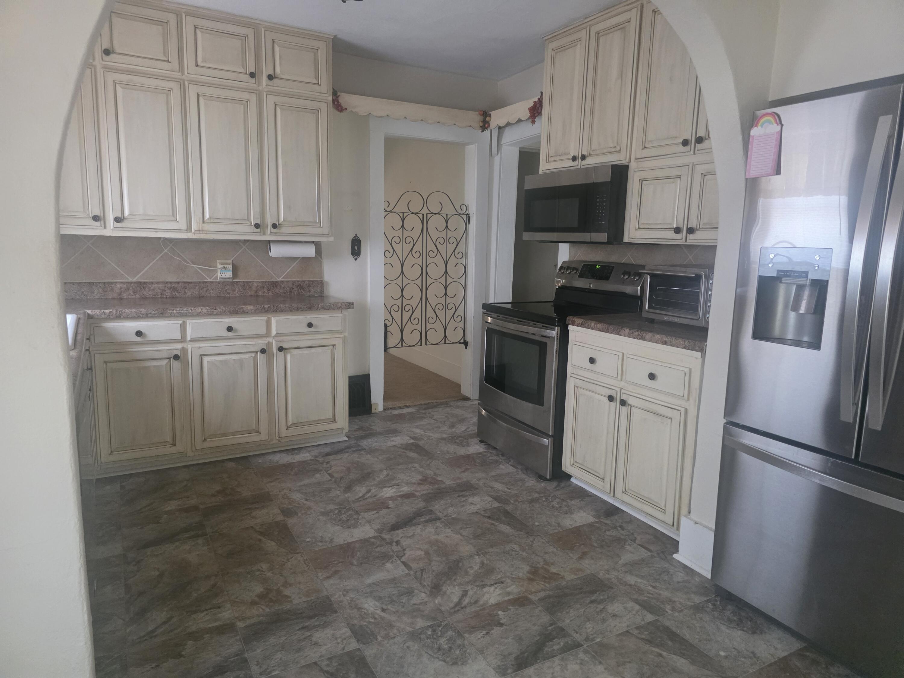 115 North Harlin Drive Property Photo 20