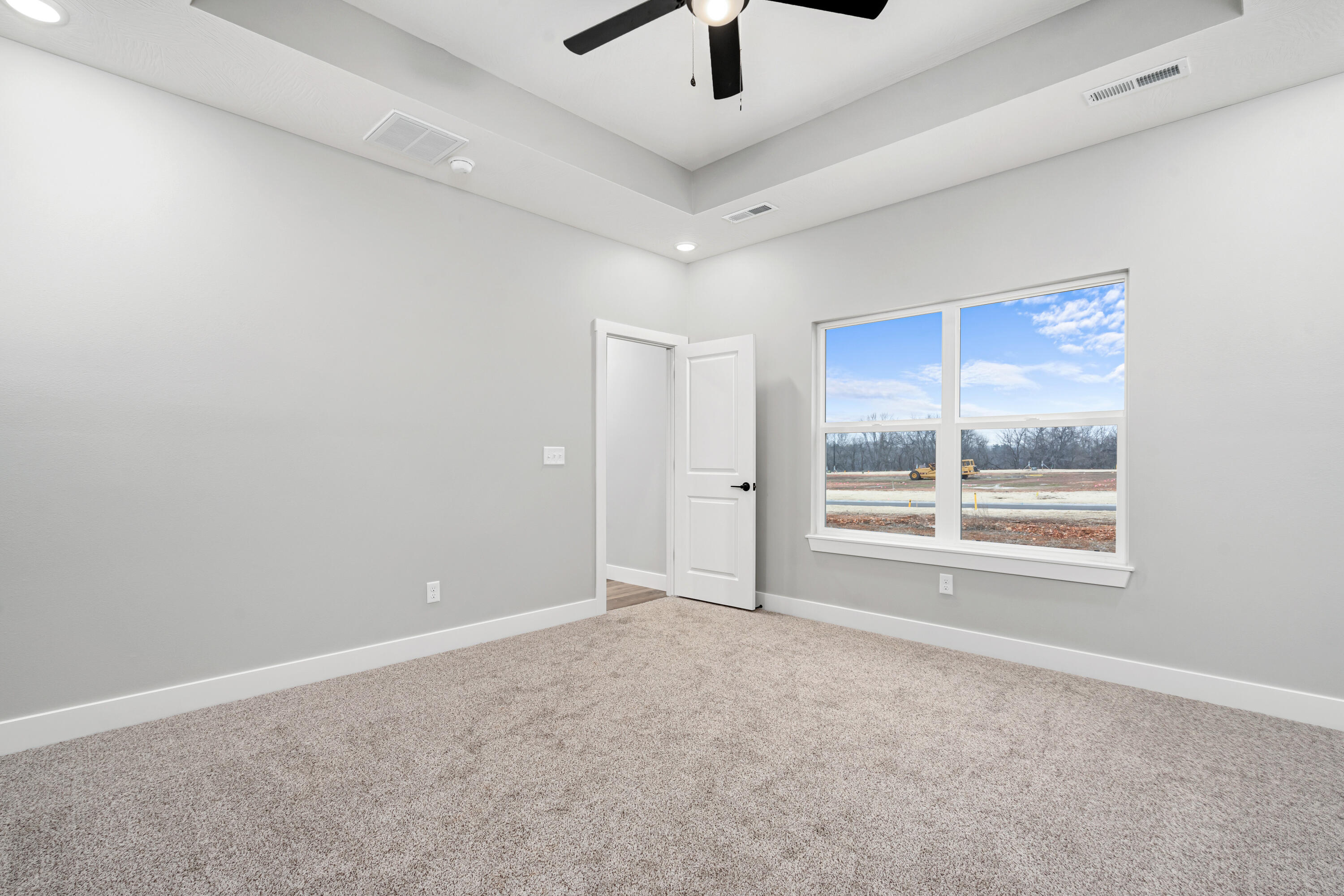 119 East Clayton Lane Property Photo 16