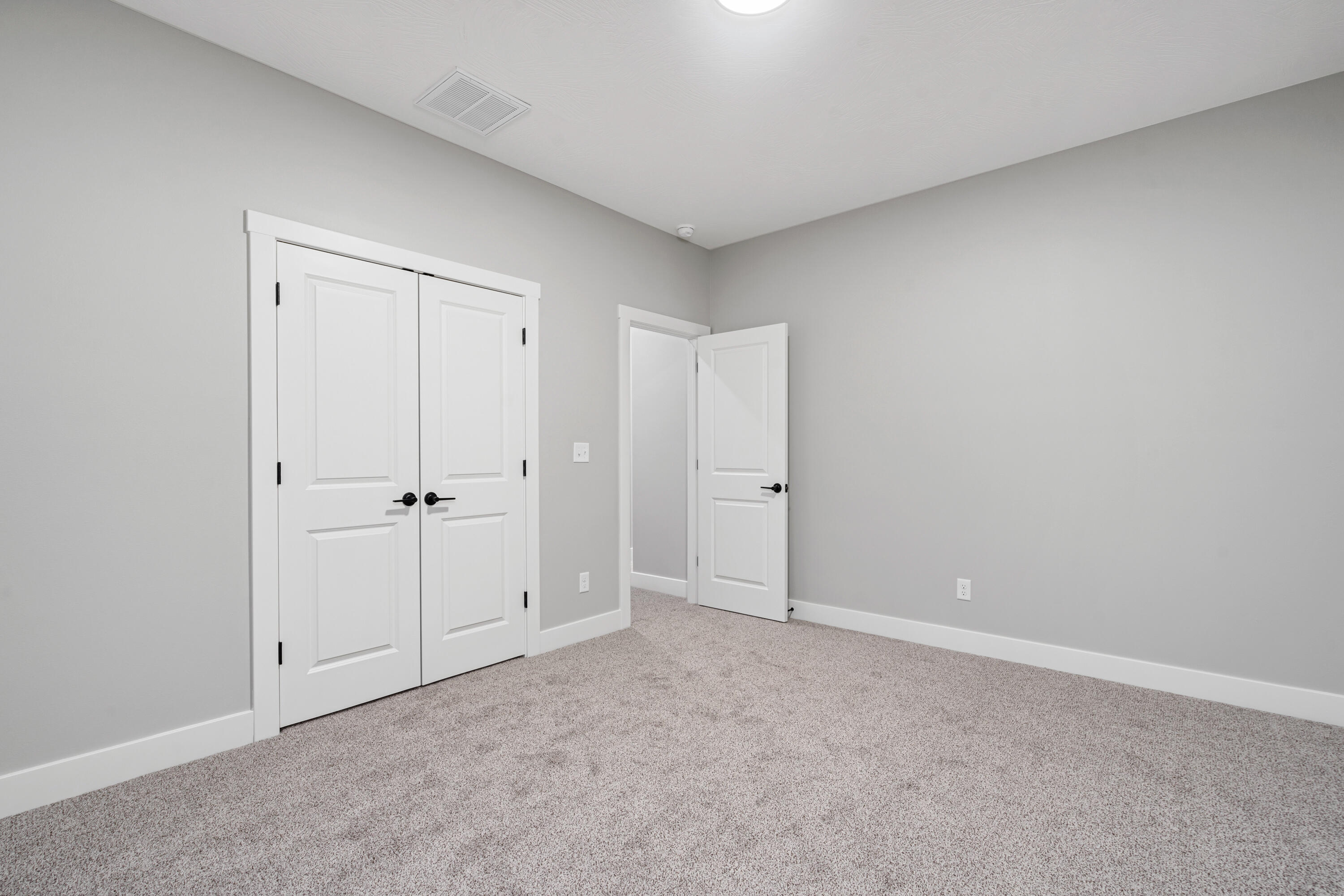 119 East Clayton Lane Property Photo 27