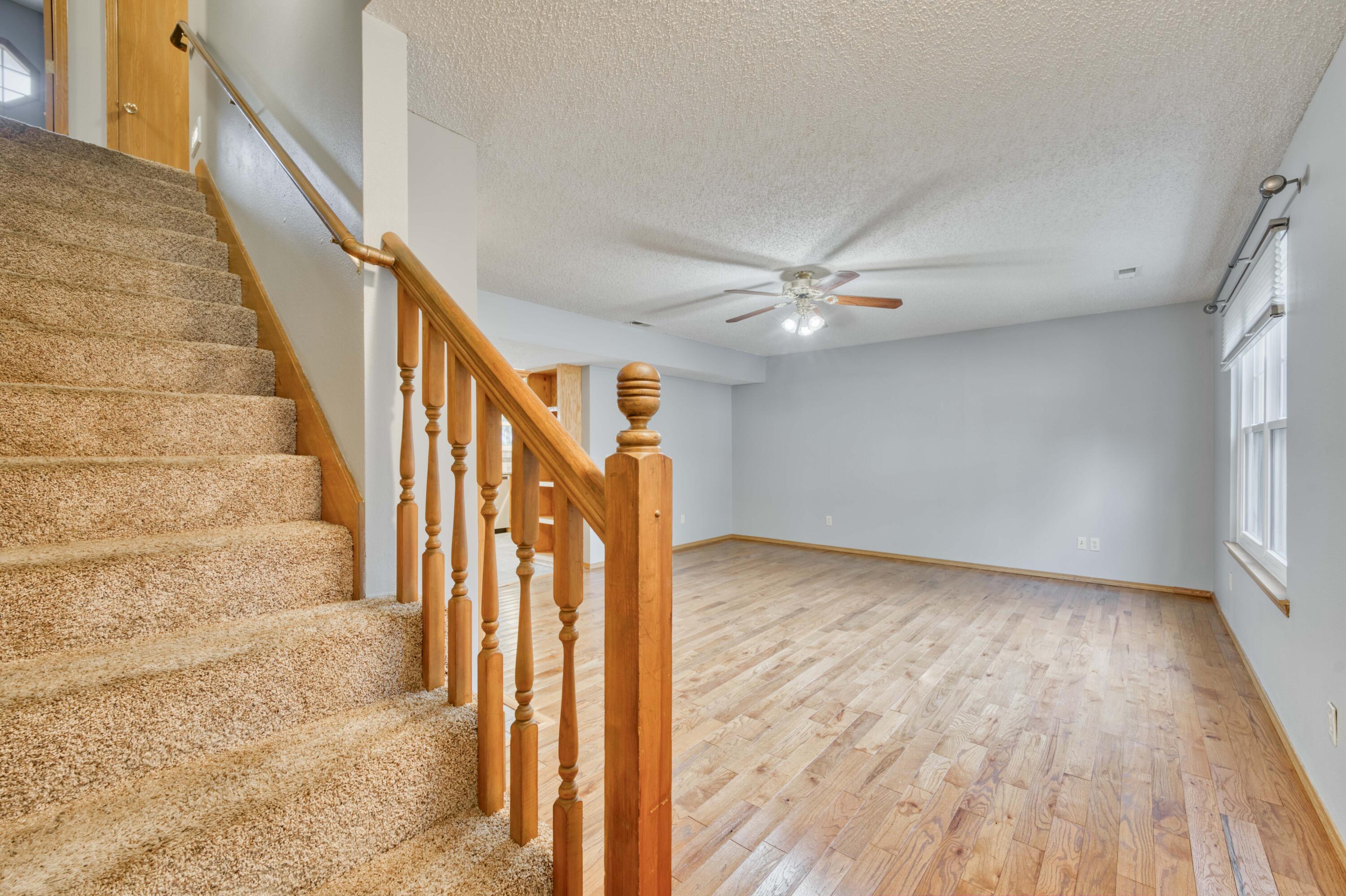 2973 West Knob Hill Street Property Photo 3