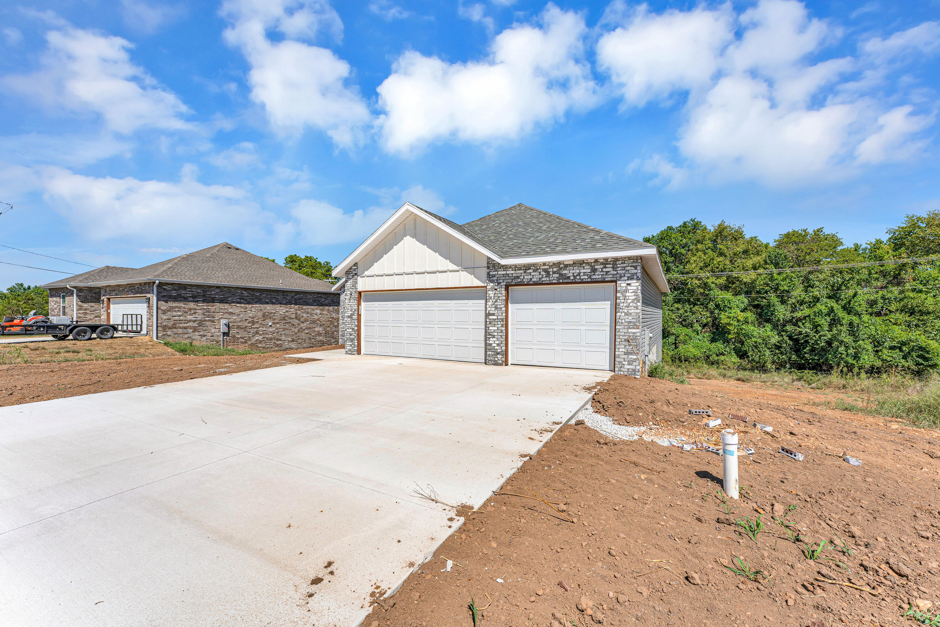 403 East Wright Street Property Photo 2