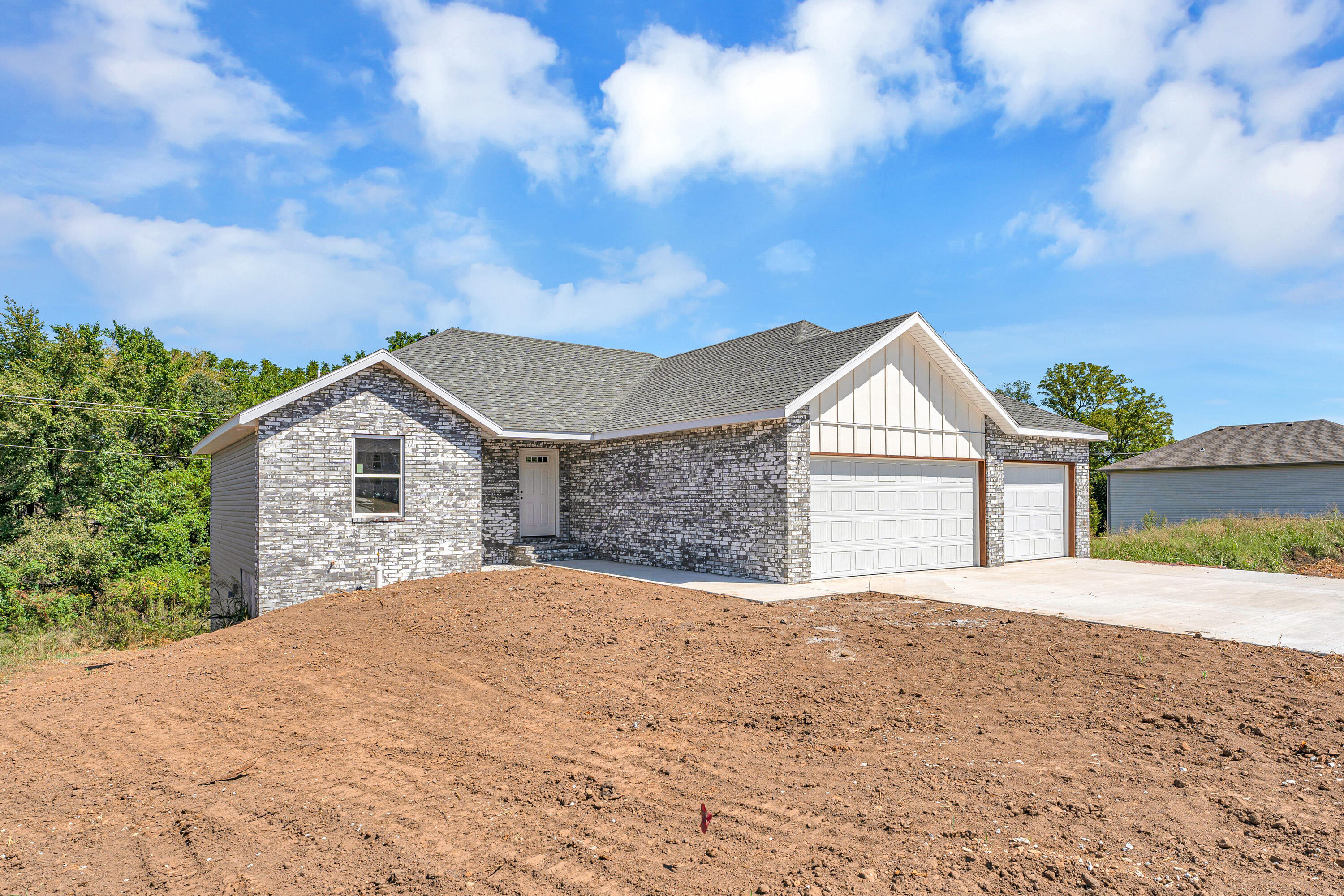 403 East Wright Street Property Photo 3