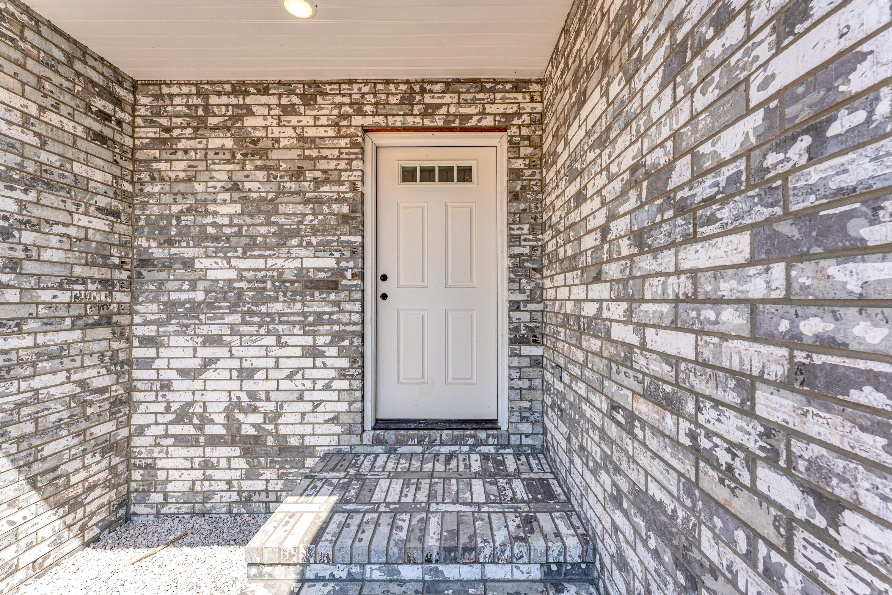 403 East Wright Street Property Photo 4