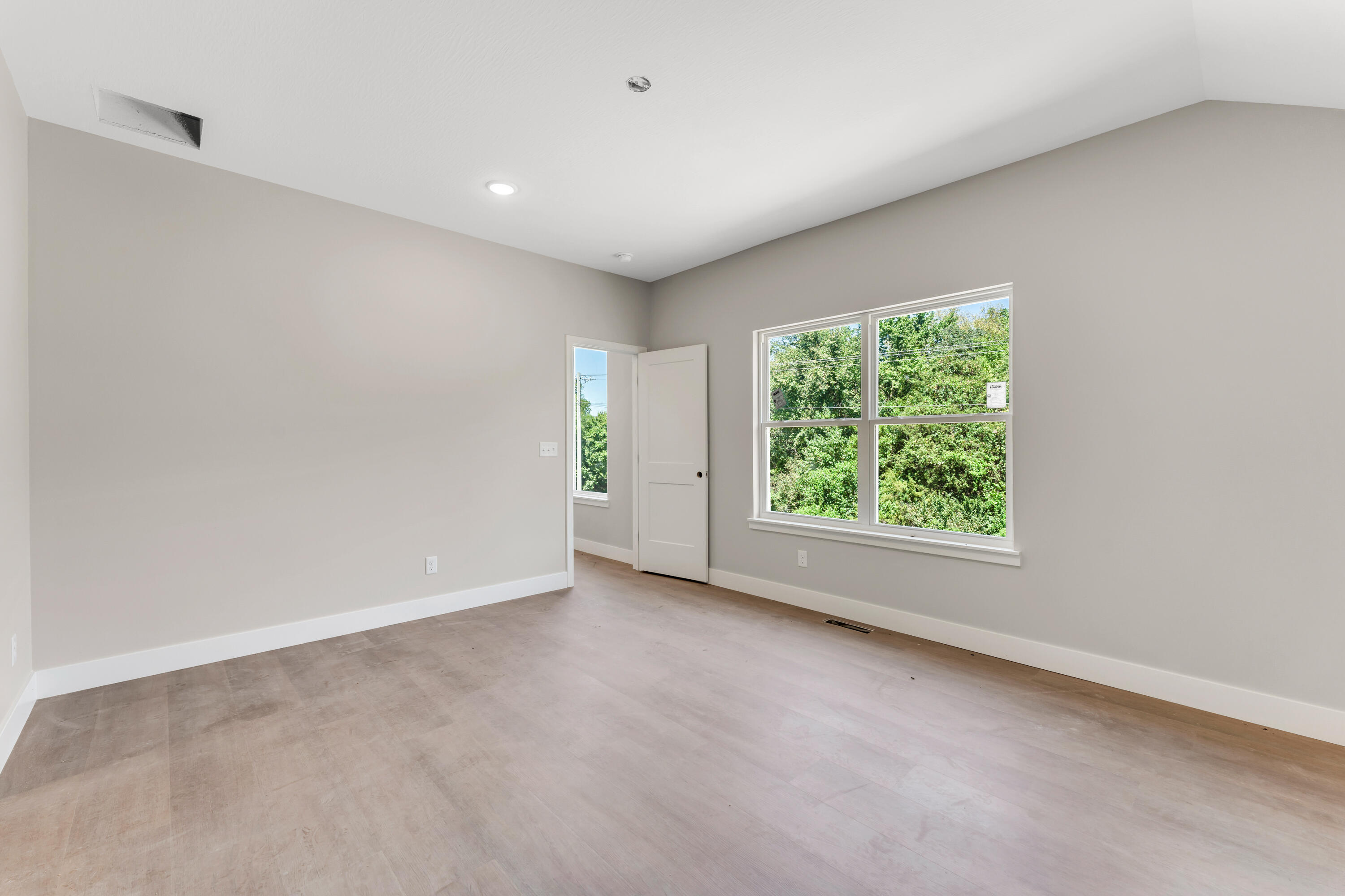 403 East Wright Street Property Photo 21