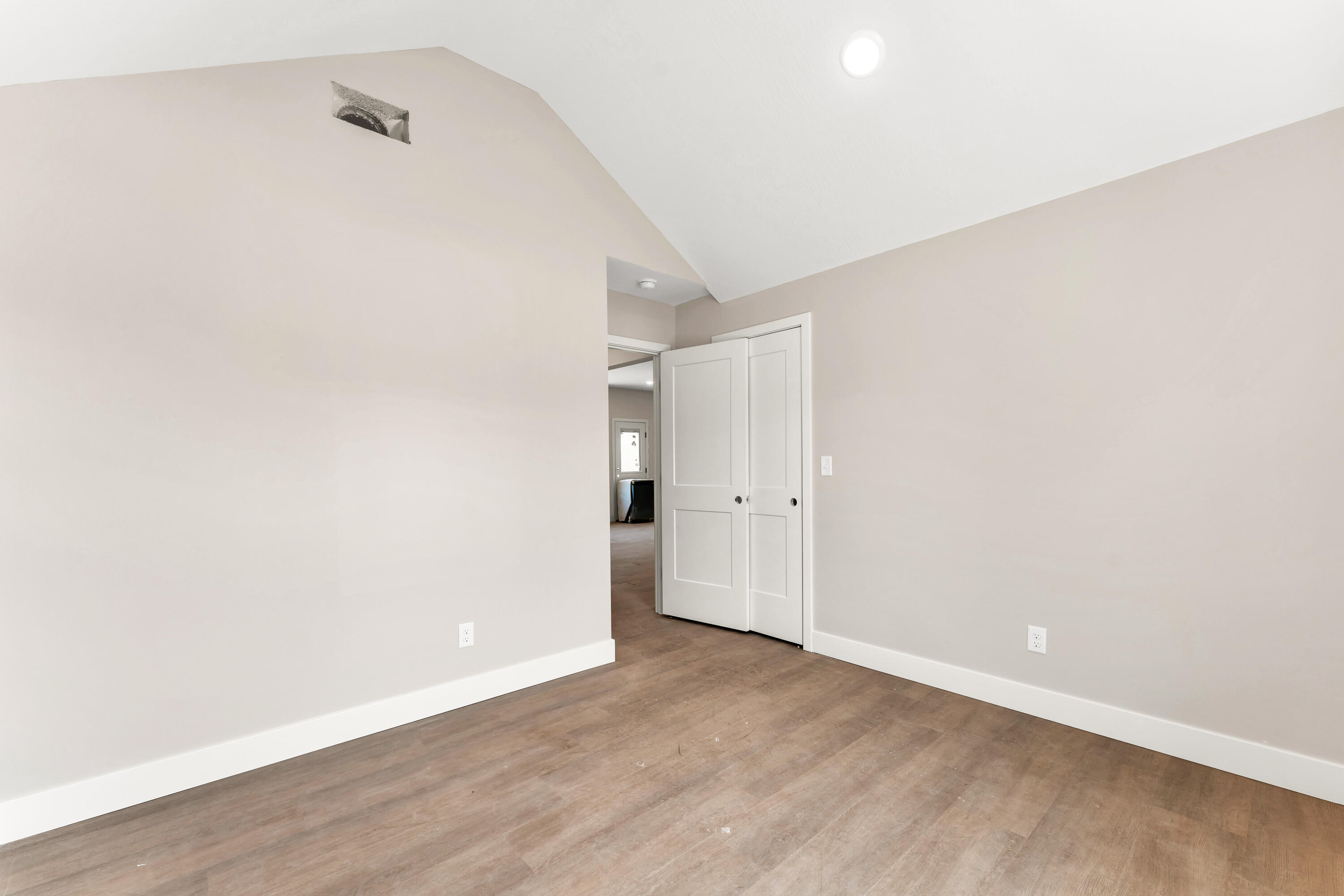 403 East Wright Street Property Photo 24