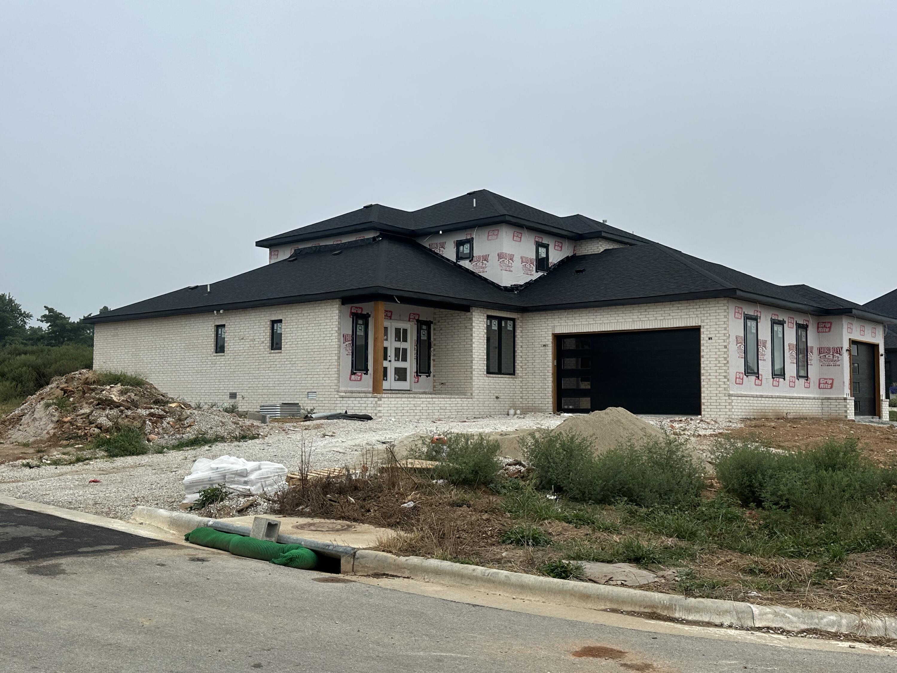 1772 East Cobblestone Drive Property Photo 2