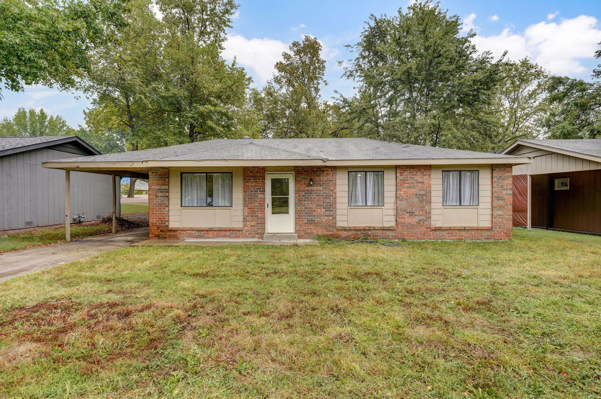 2460 South National Avenue Property Photo 1