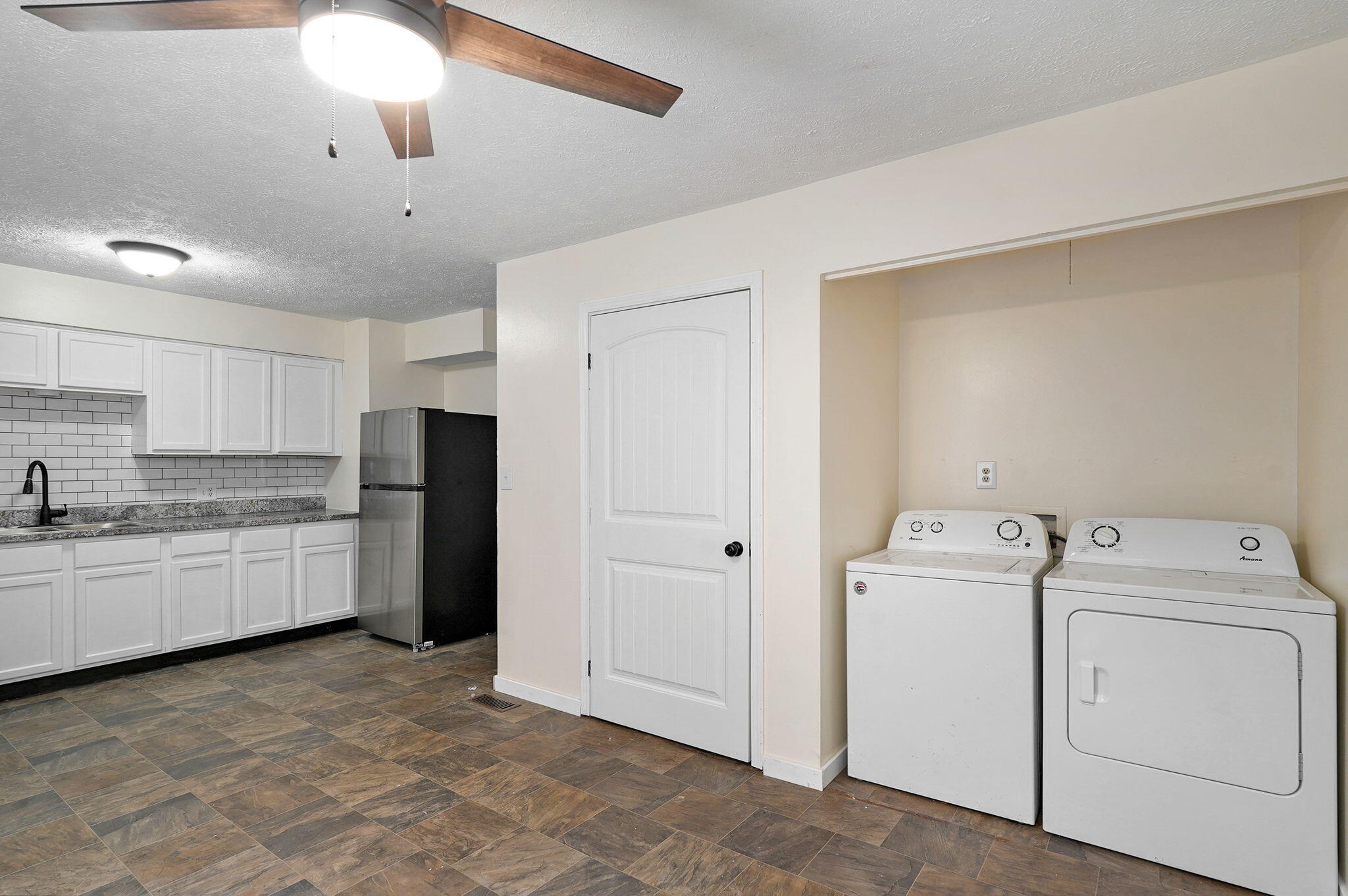 2460 South National Avenue Property Photo 12