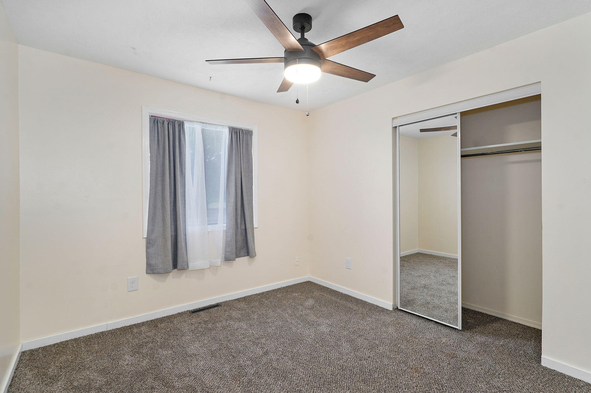 2460 South National Avenue Property Photo 16