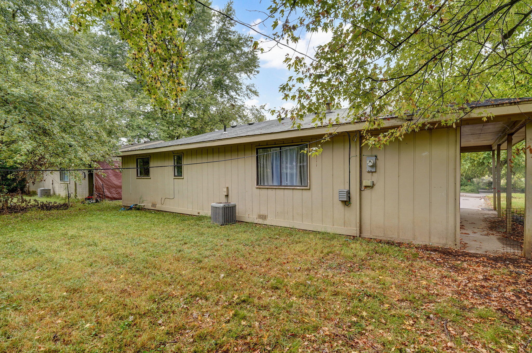 2460 South National Avenue Property Photo 22