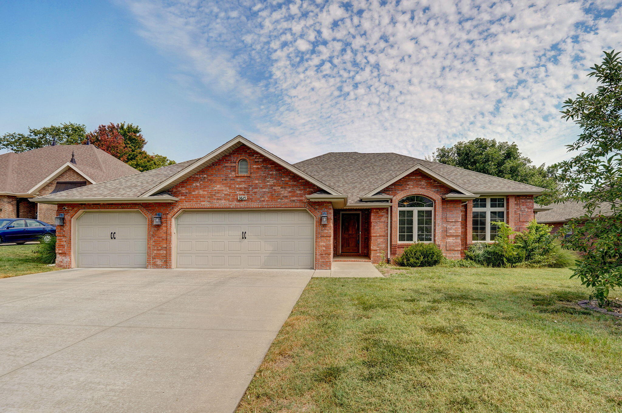 3671 West Broadmoor Street Property Photo 1