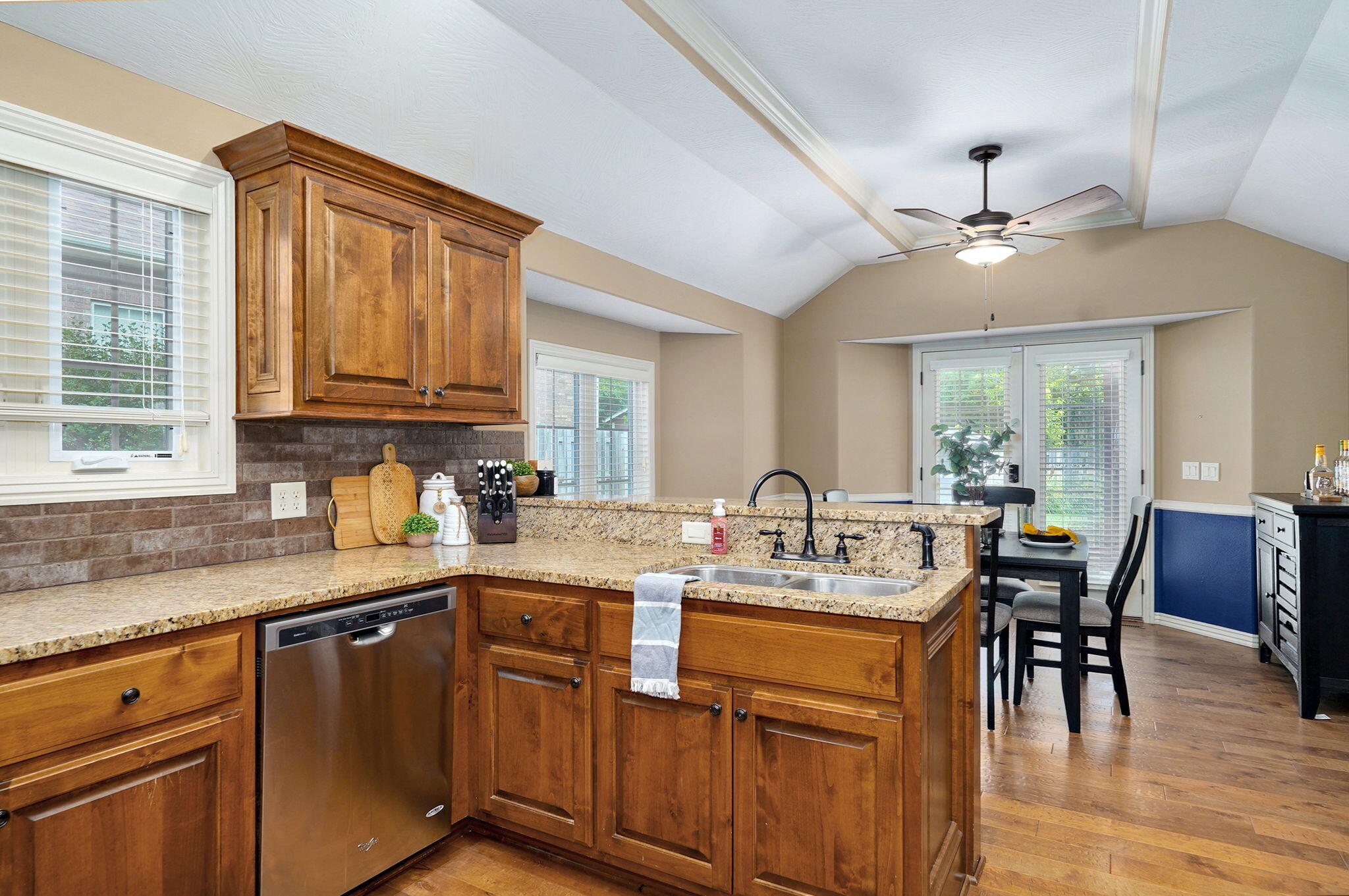 3671 West Broadmoor Street Property Photo 15