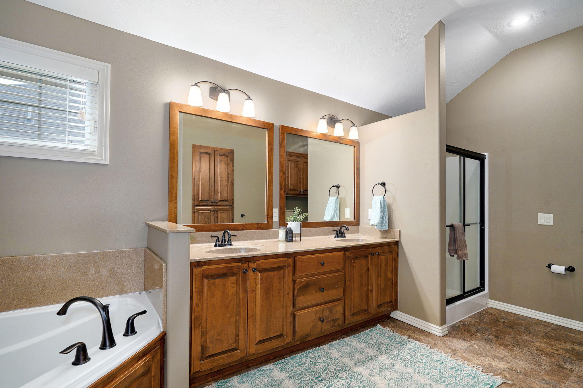 3671 West Broadmoor Street Property Photo 24