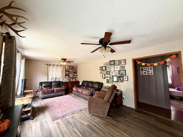 12528 County Road 610 Property Photo 7