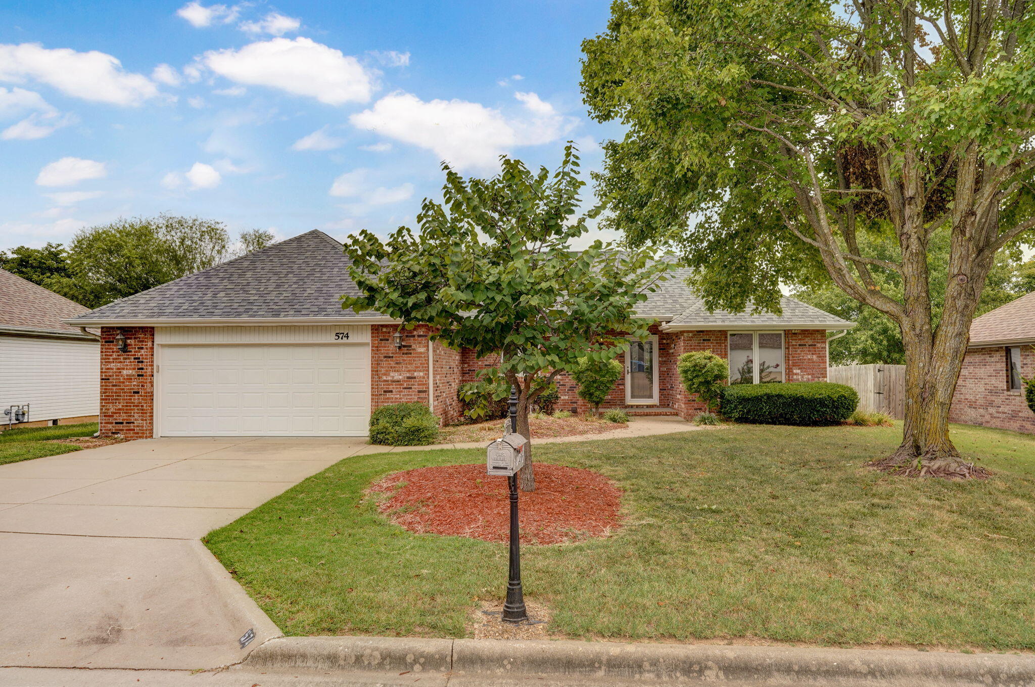 574 South Barnstable Property Photo 1