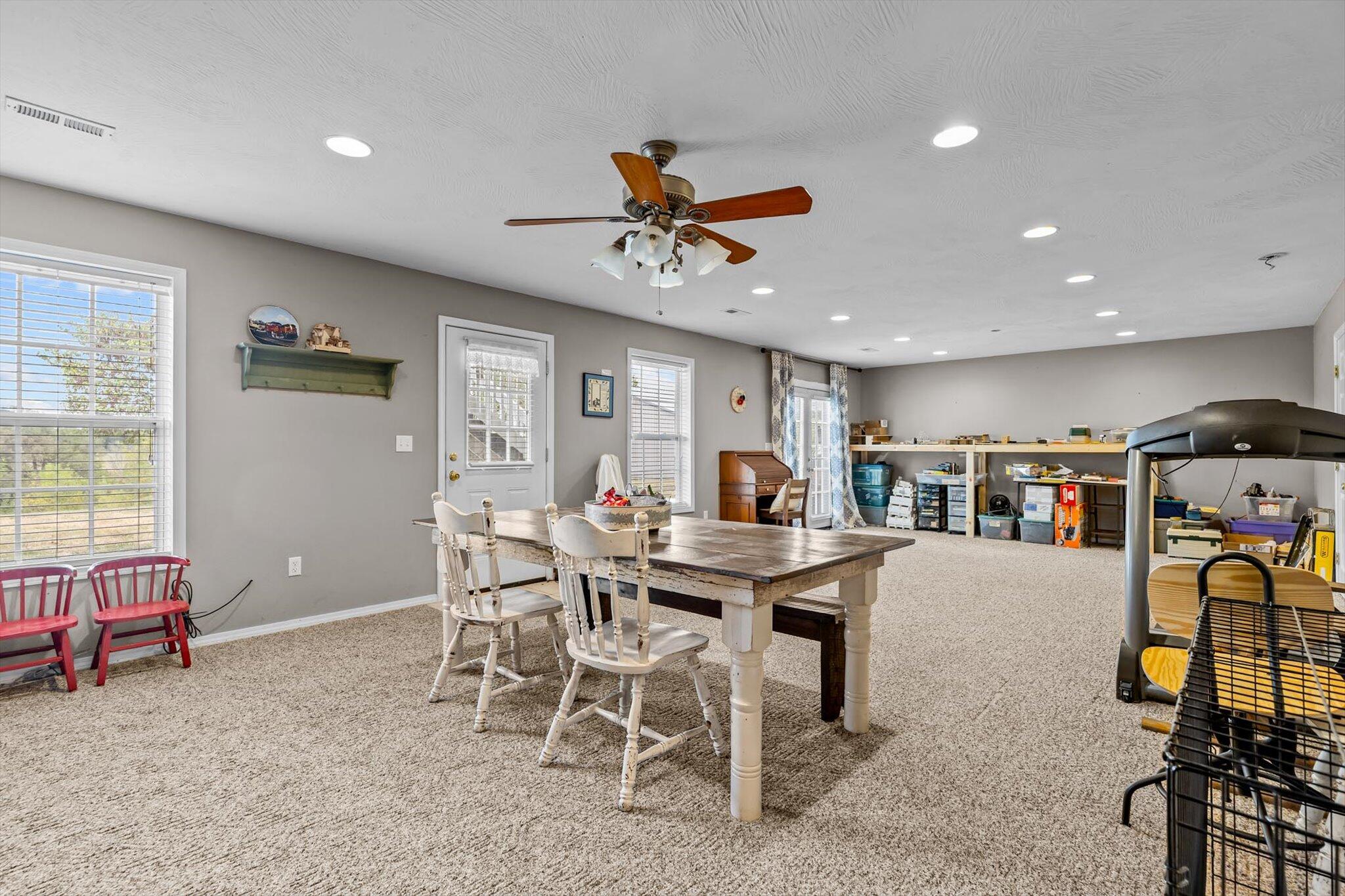 415 Coyote Ridge Drive Property Photo 23