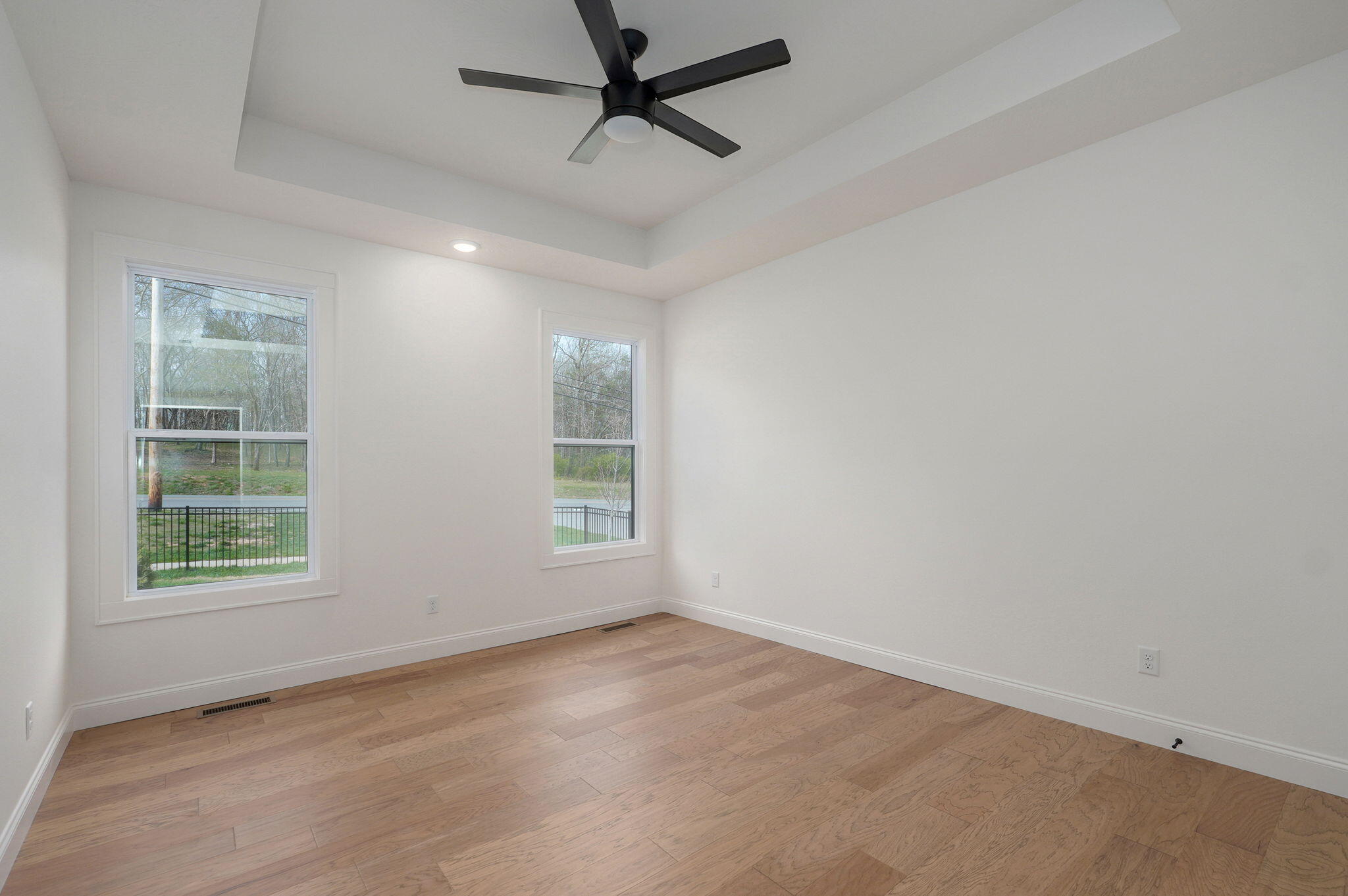 3945 East Woodhue Street Property Photo 37