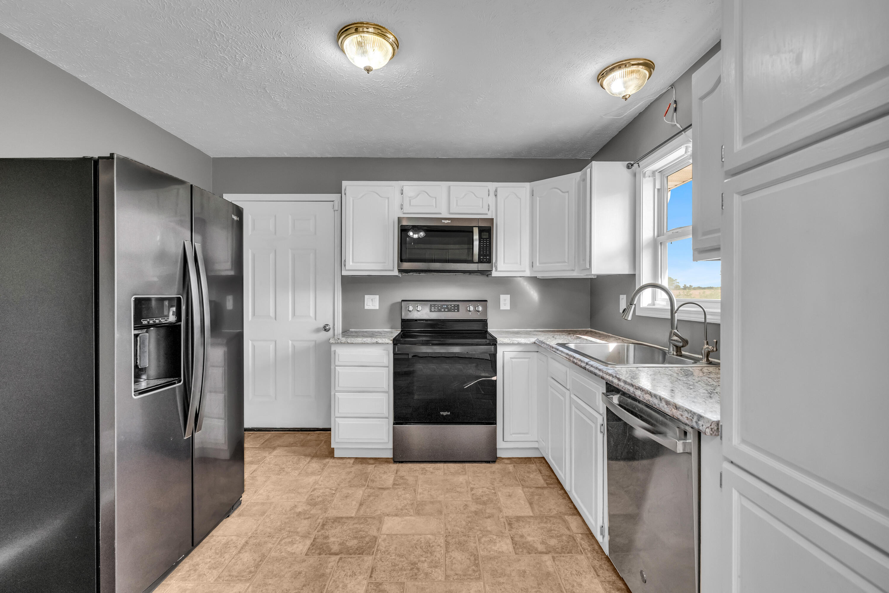 4388 Private Road 6314 Property Photo 6