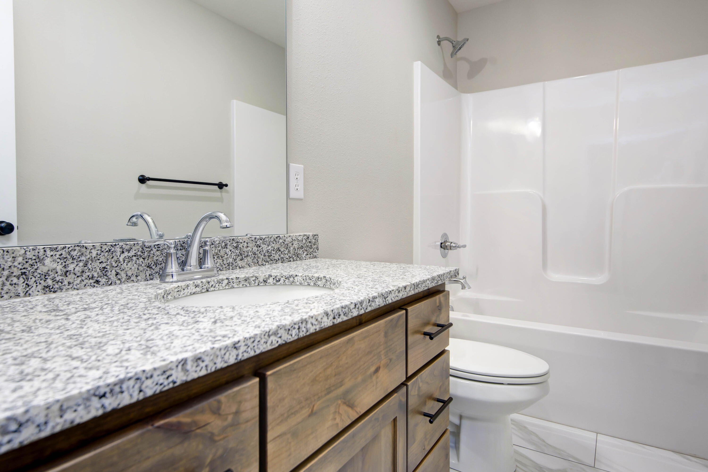 510 Spring Meadow Drive Property Photo 13