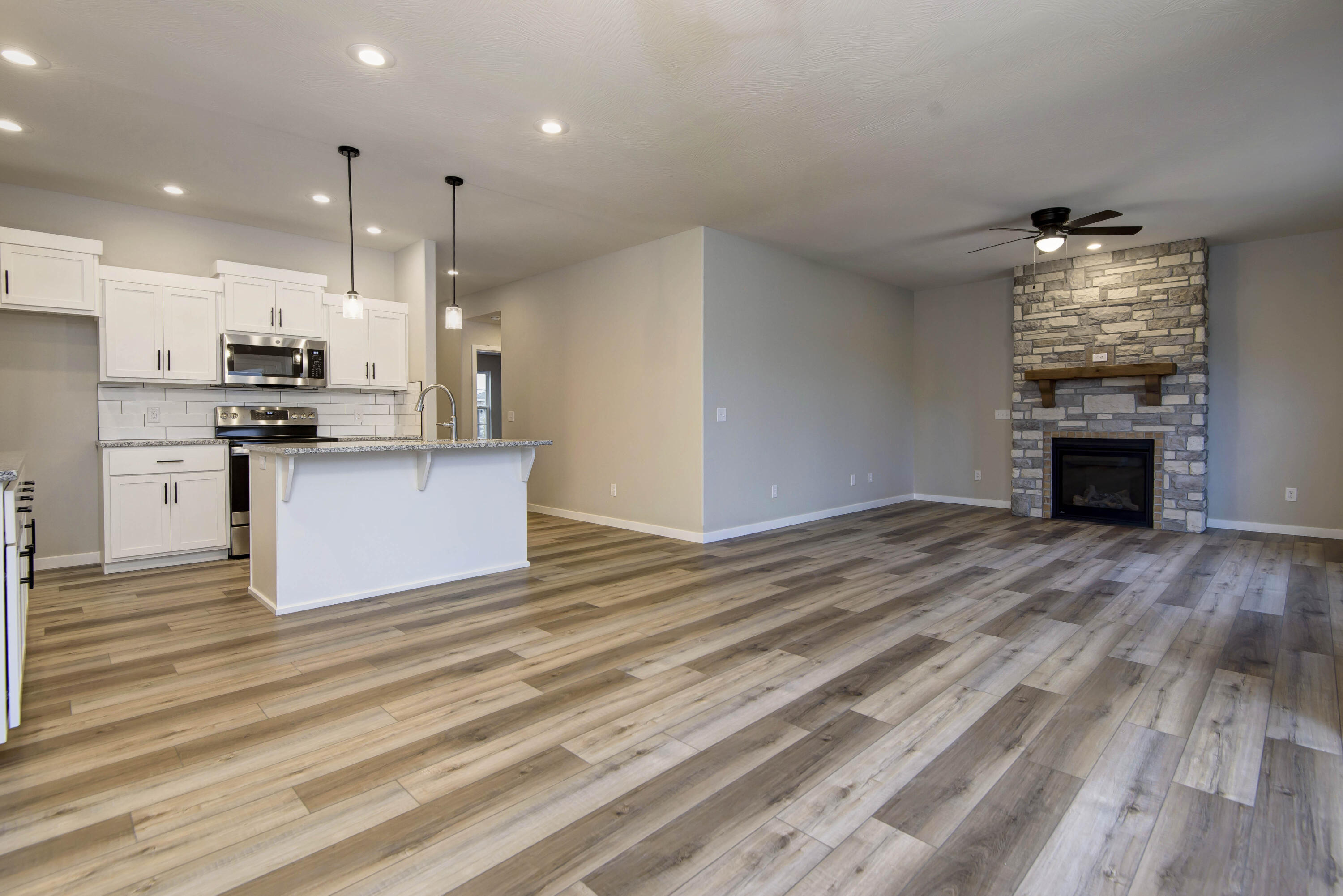 510 Spring Meadow Drive Property Photo 19