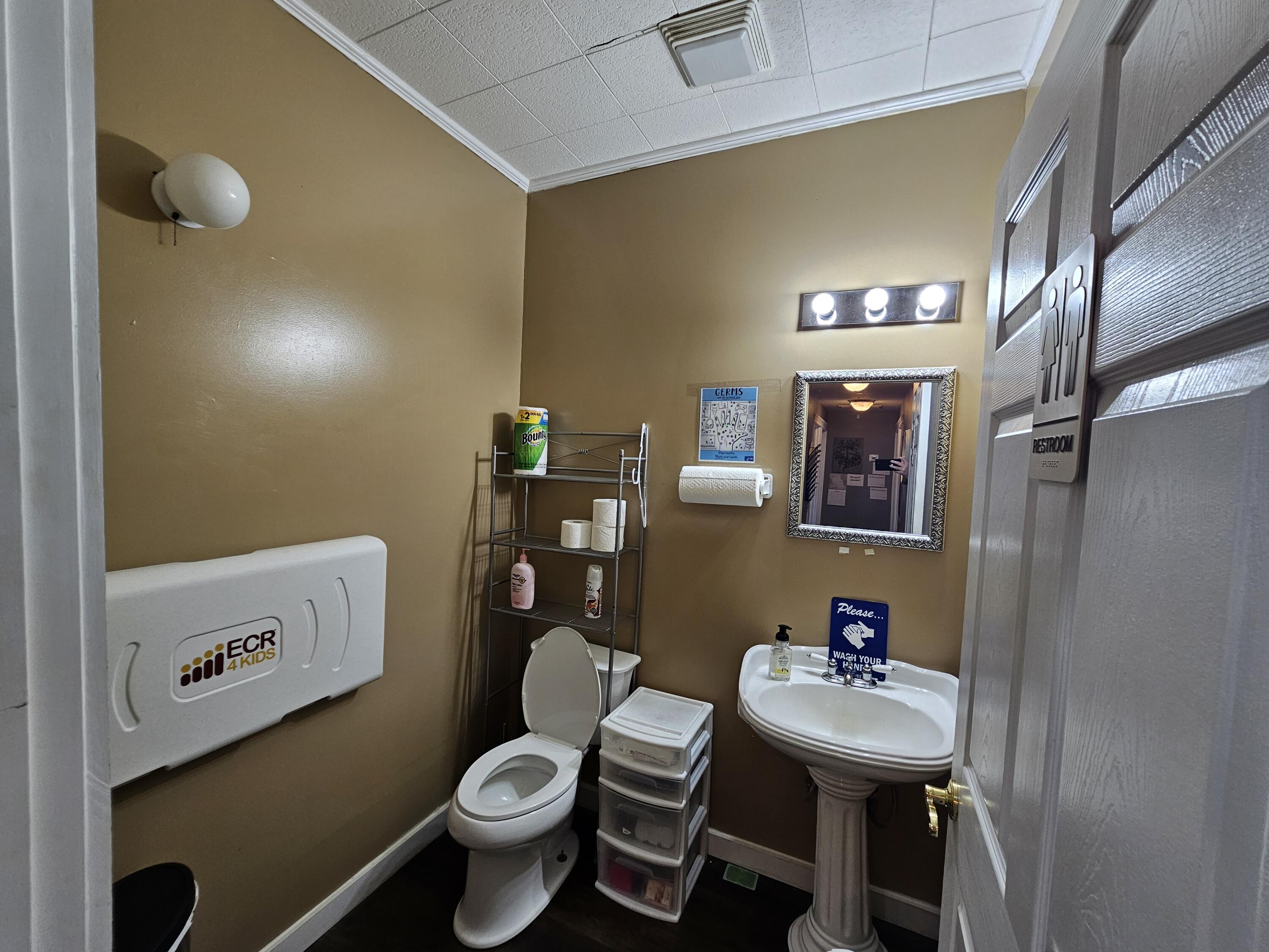 308 West Church Street Property Photo 9