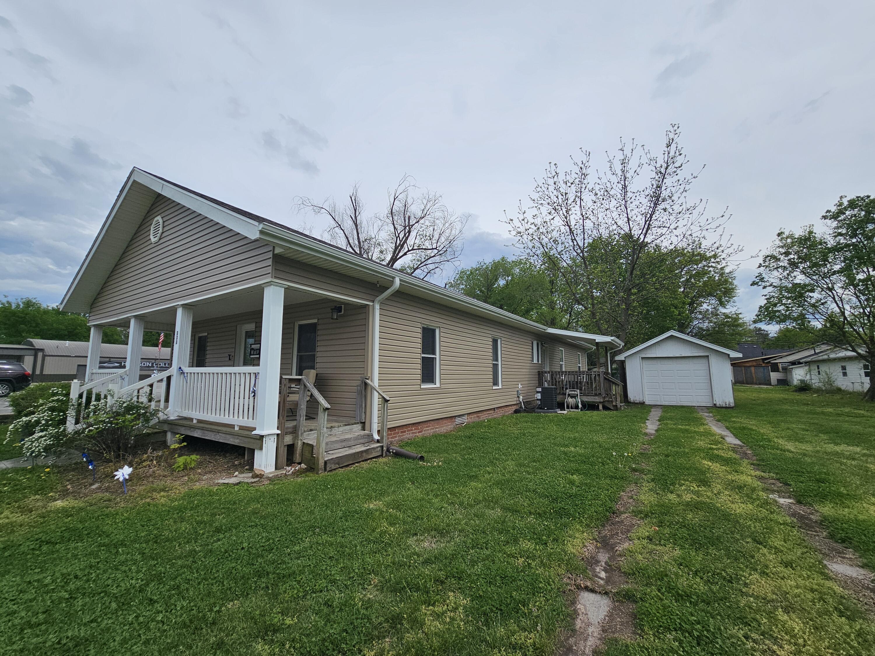 308 West Church Street Property Photo 27