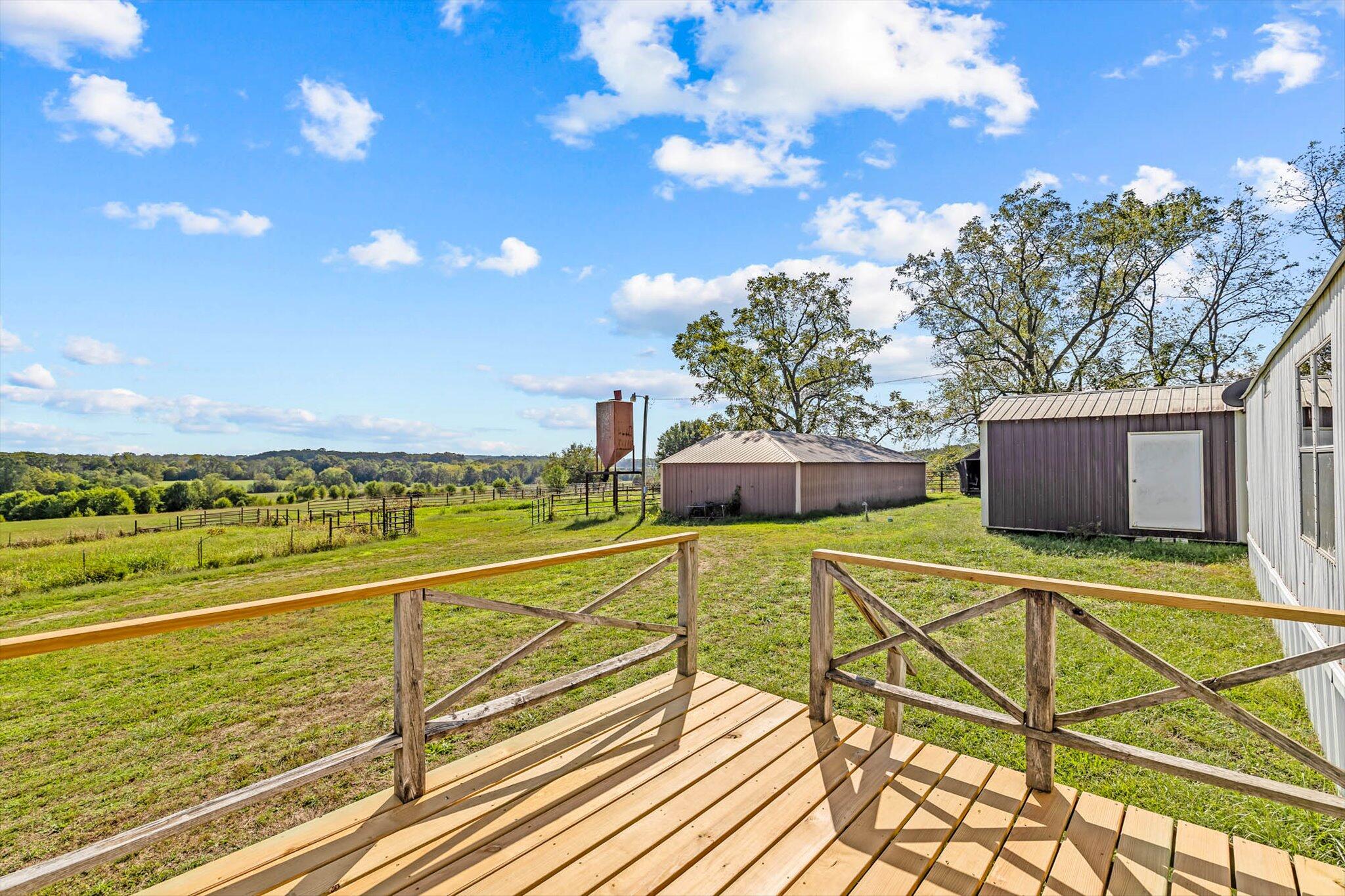 1494 County Road 2690 Property Photo 18