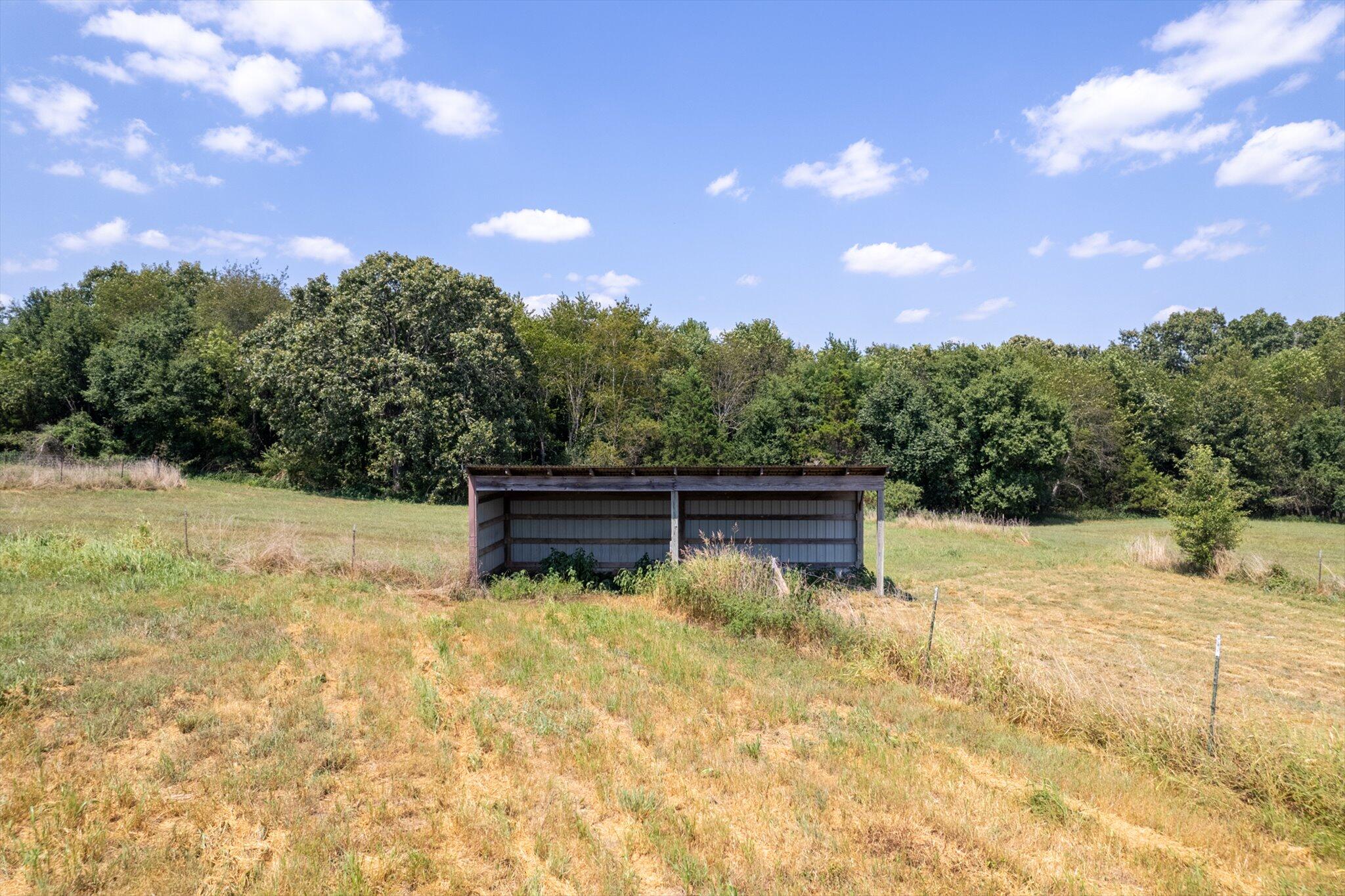 1494 County Road 2690 Property Photo 20