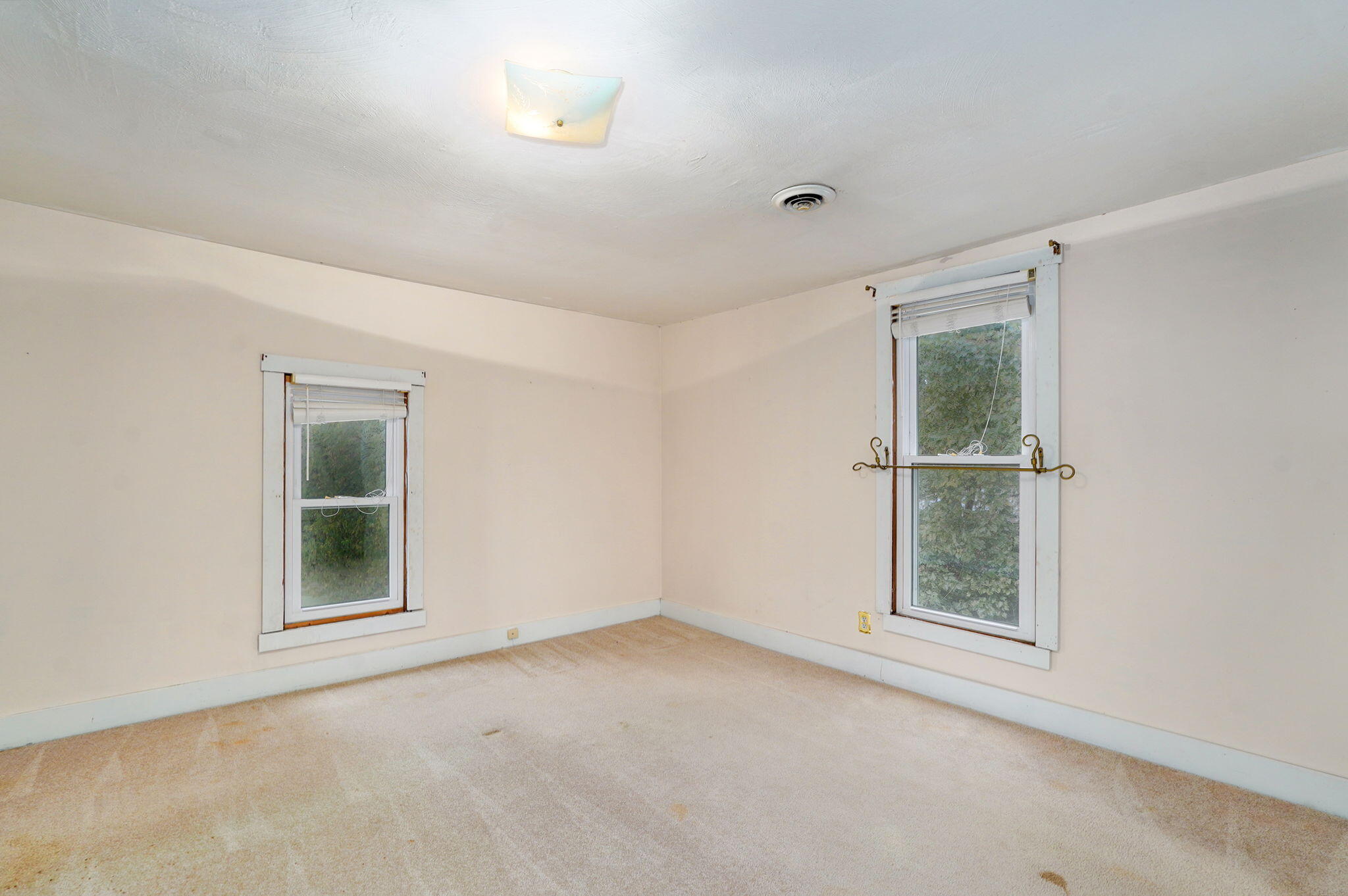 1642 West Inman Road Property Photo 21