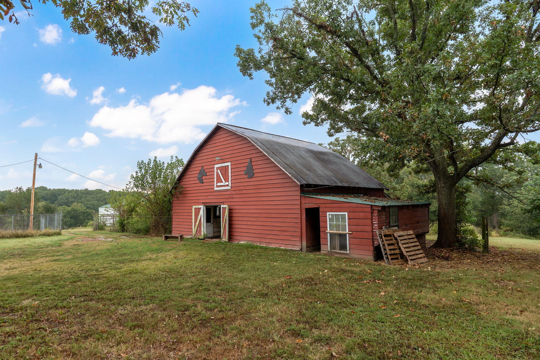 1642 West Inman Road Property Photo 57