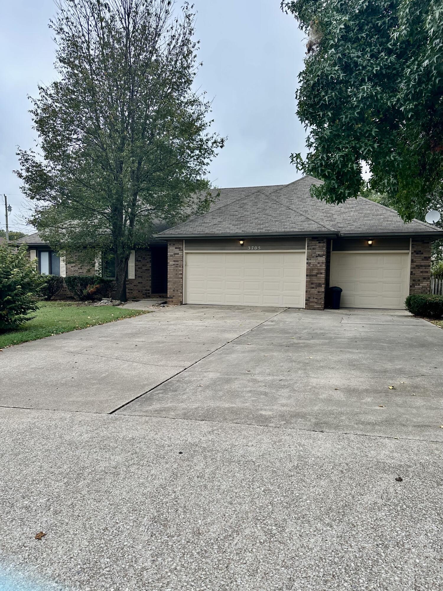 3705 West Kingsley Street Property Photo 1