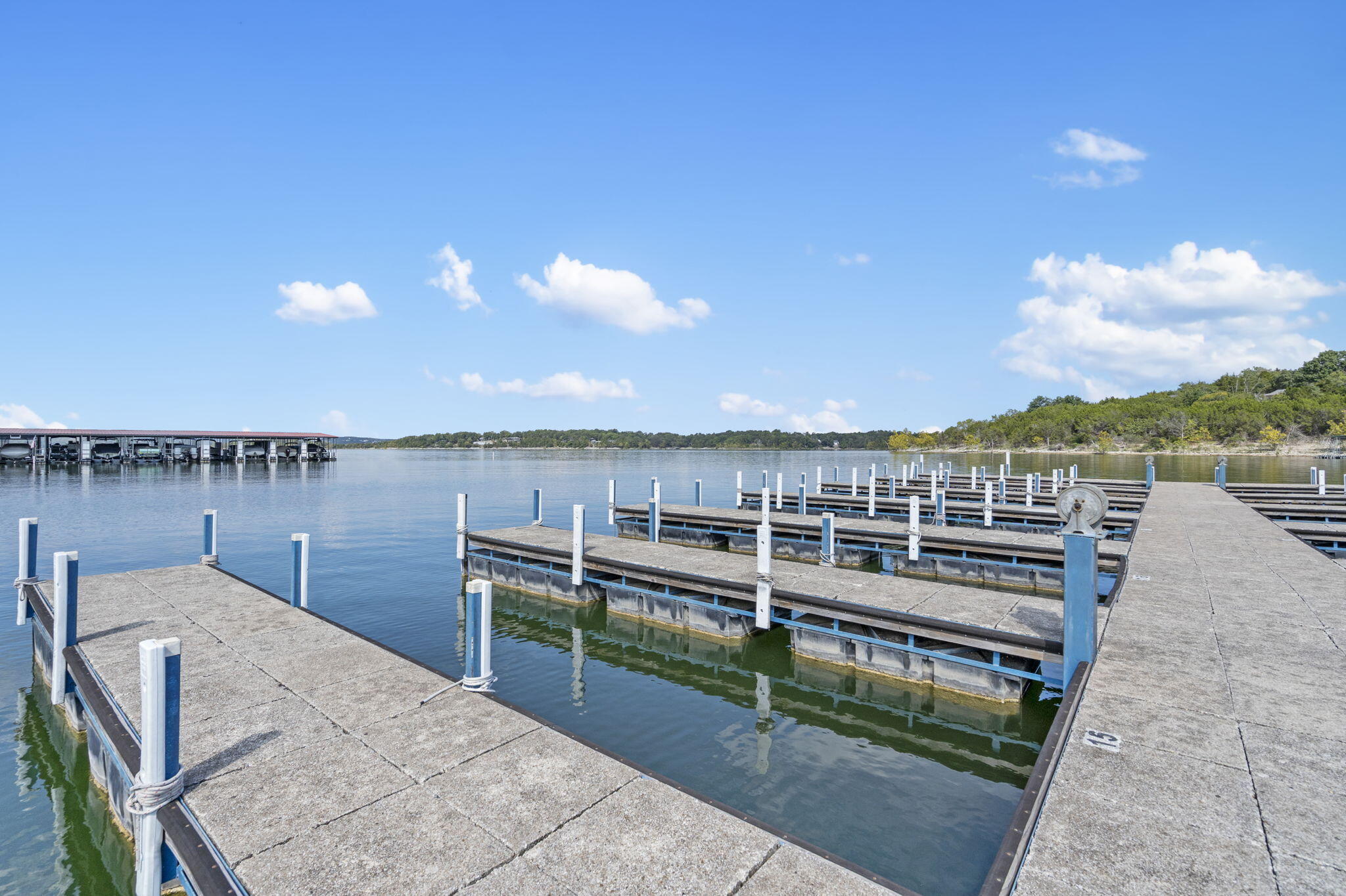 720 Emerald Pointe Drive 3 Property Photo 19