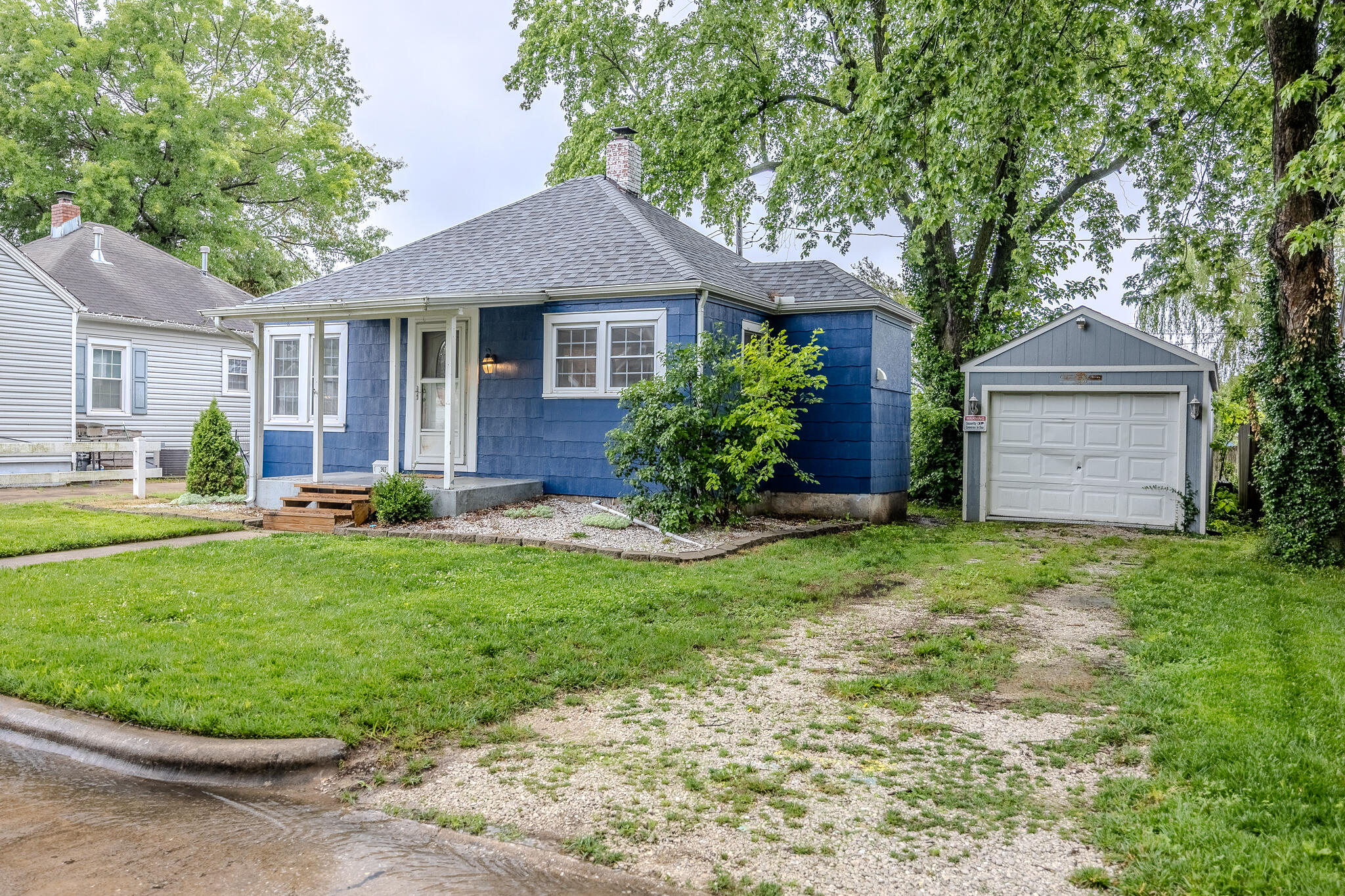 207 North Forest Avenue Property Photo 1